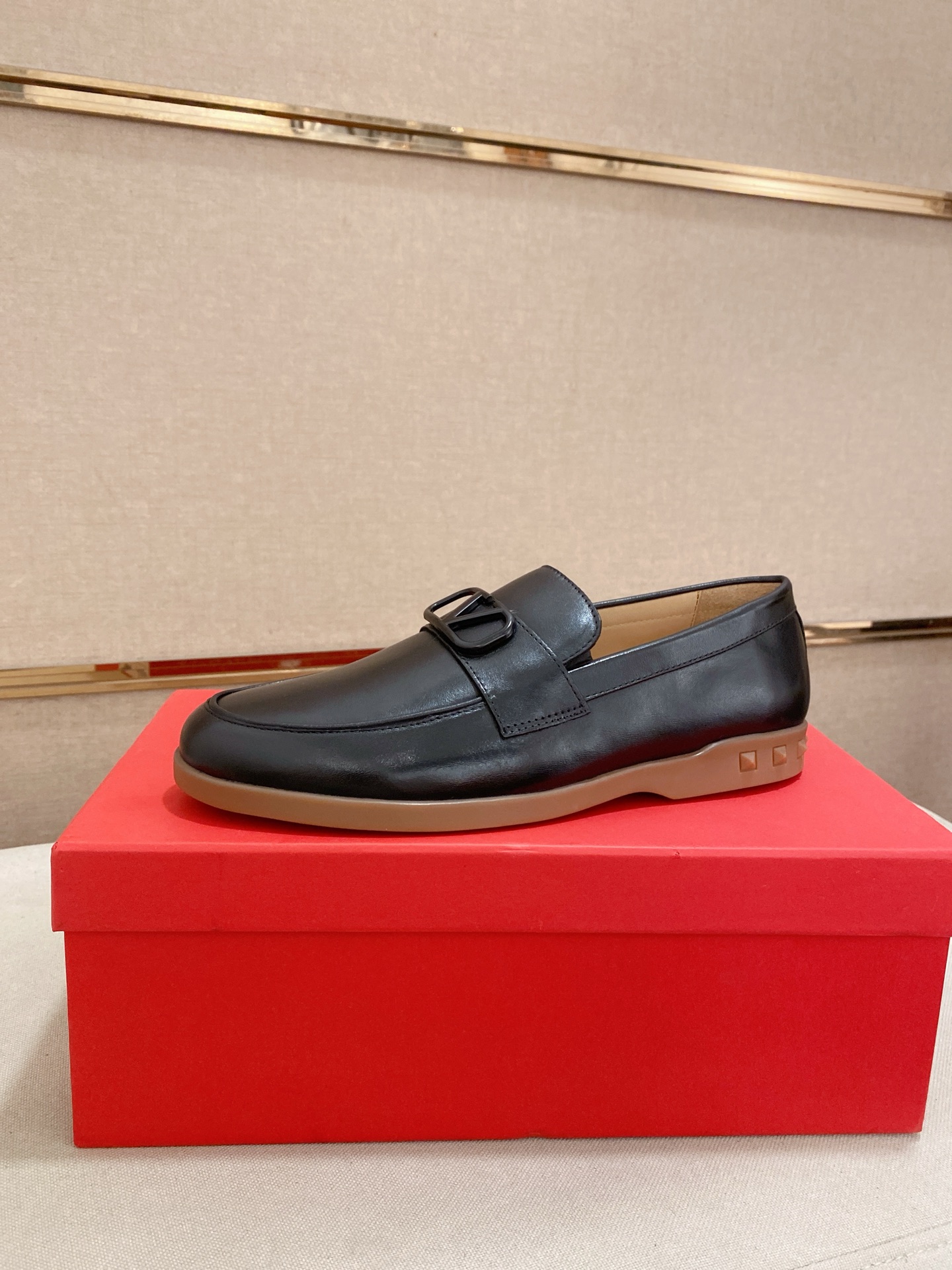 VALENTINO Men's Black Leather Loafers Slip-on Dress Shoes, Sizes 38-44 2 i1745738341418 1368 0 0