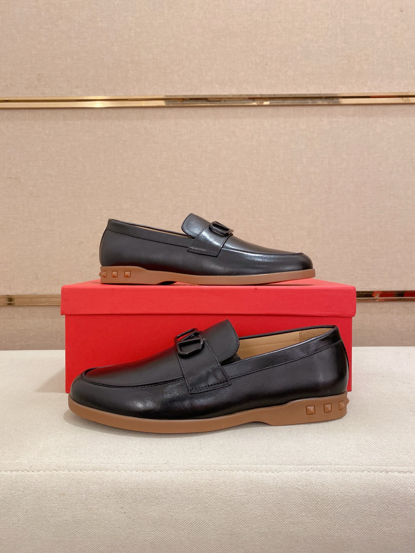 VALENTINO Men's Black Leather Loafers Slip-on Dress Shoes, Sizes 38-44 8 i1745738341458 1697 0 6