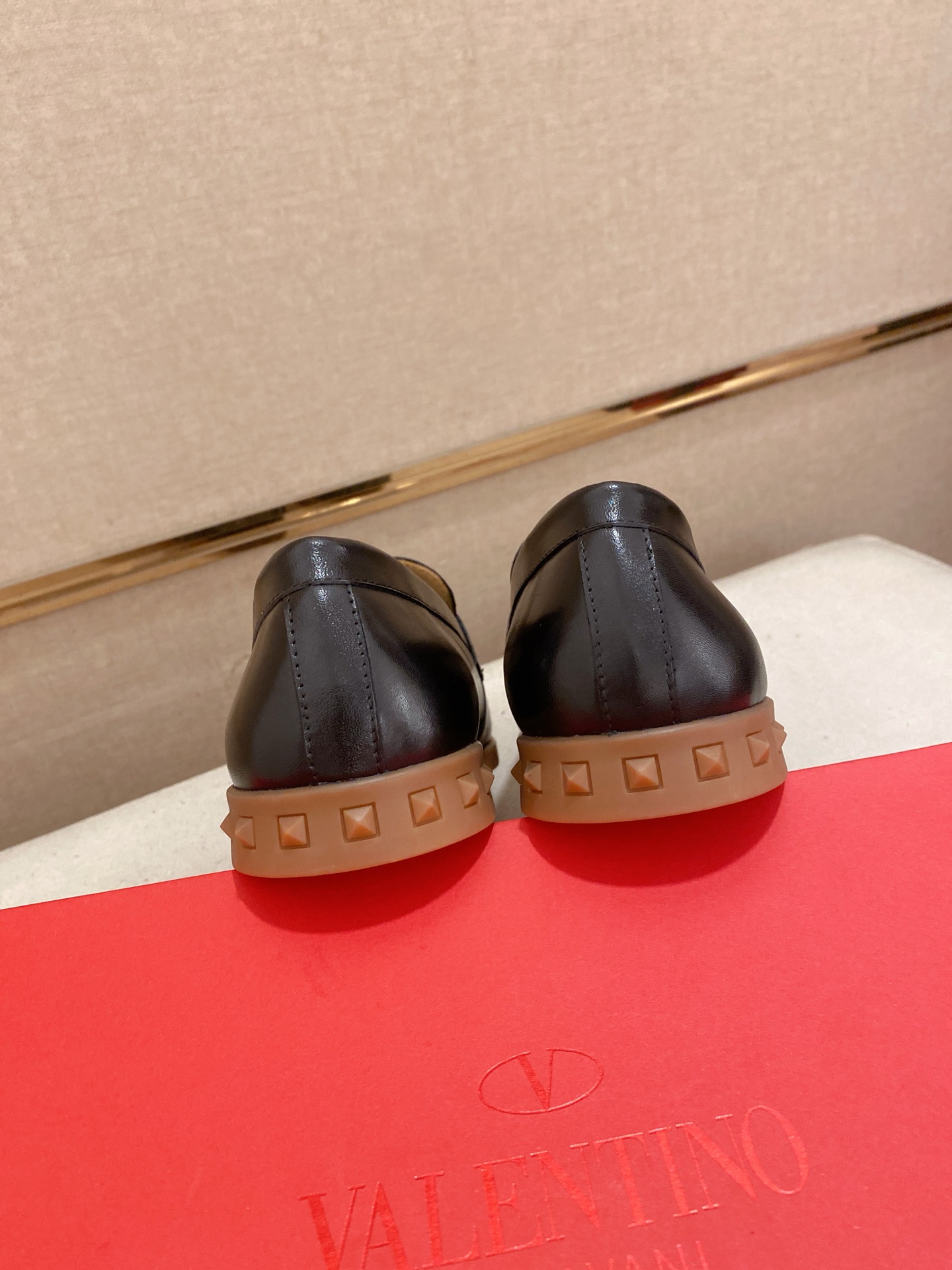 VALENTINO Men's Black Leather Loafers Slip-on Dress Shoes, Sizes 38-44 9 i1745738341472 3807 0 7