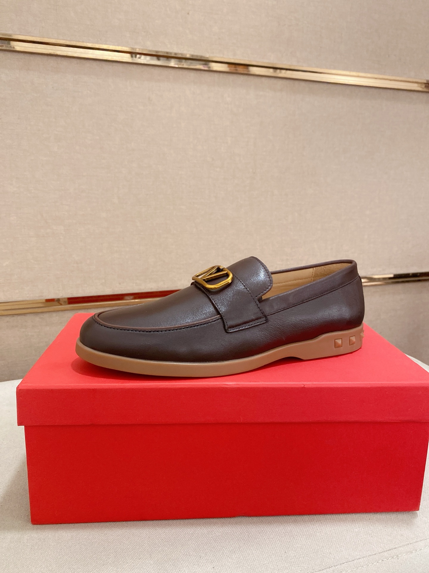 Valentino Men's Leather Loafers - Elegant Style & Comfortable Fit 1 Valentino Men's Leather Loafers - Elegant Style & Comfortable Fit