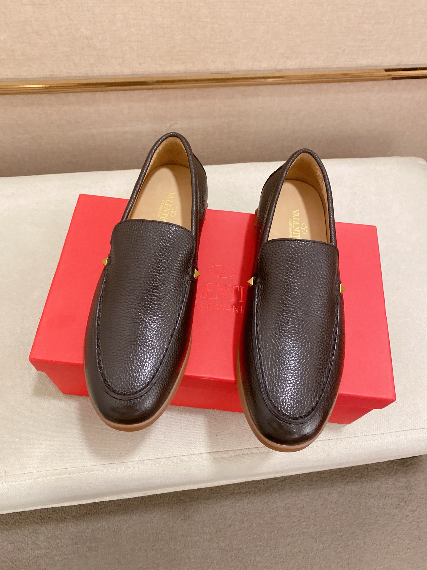 Valentino Men's Leather Loafers - Elegant, Comfortable, and Stylish 8 i1745738499444 5485 0 6