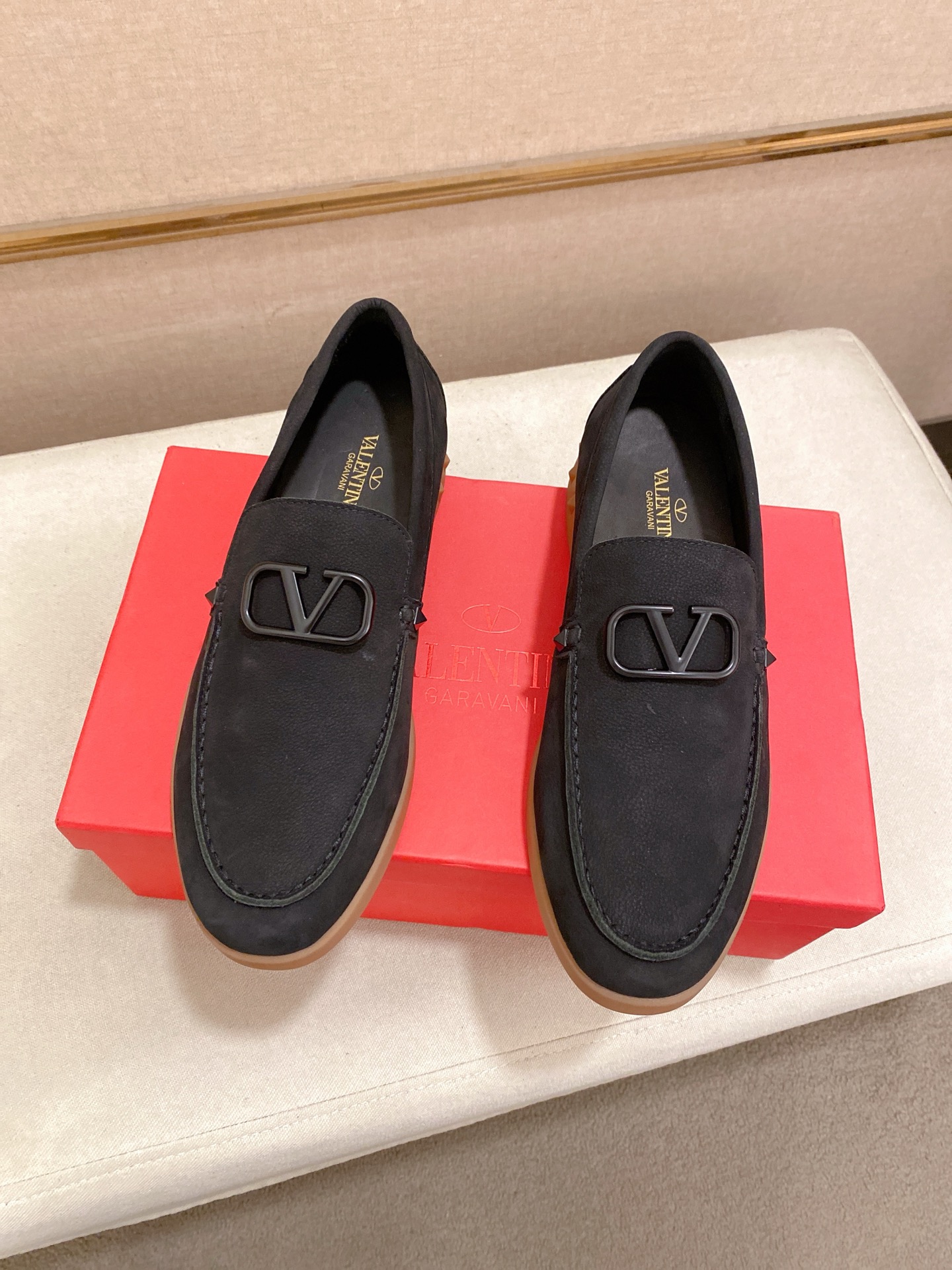 Valentino Men's Black Leather Loafers with Logo Detail, Sizes 38-44 6 i1745738643885 7841 0 8