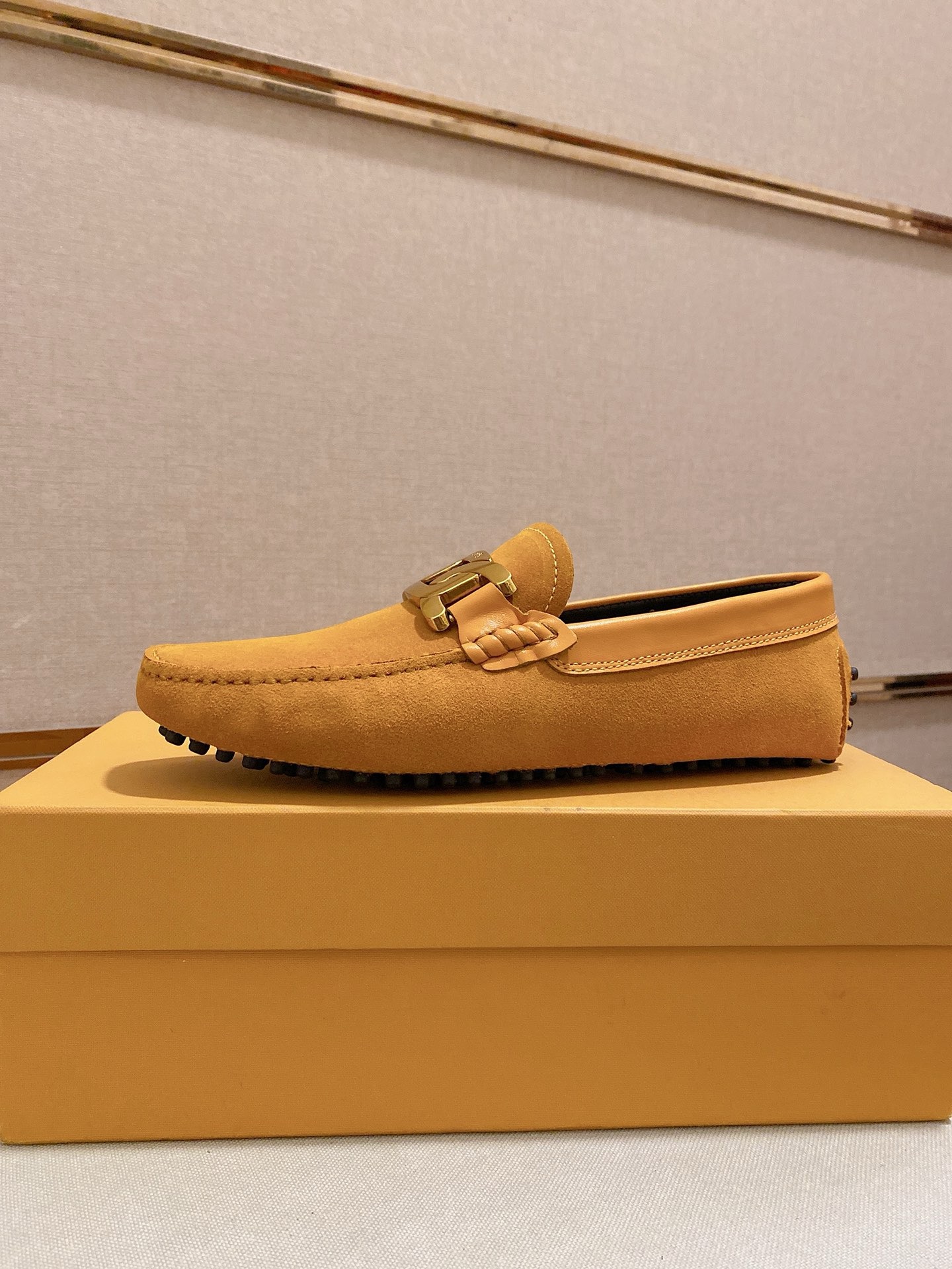 TOD'S Men's Suede Leather Driving Shoes Loafers with Full Packaging 1 TOD'S Men's Suede Leather Driving Shoes Loafers with Full Packaging