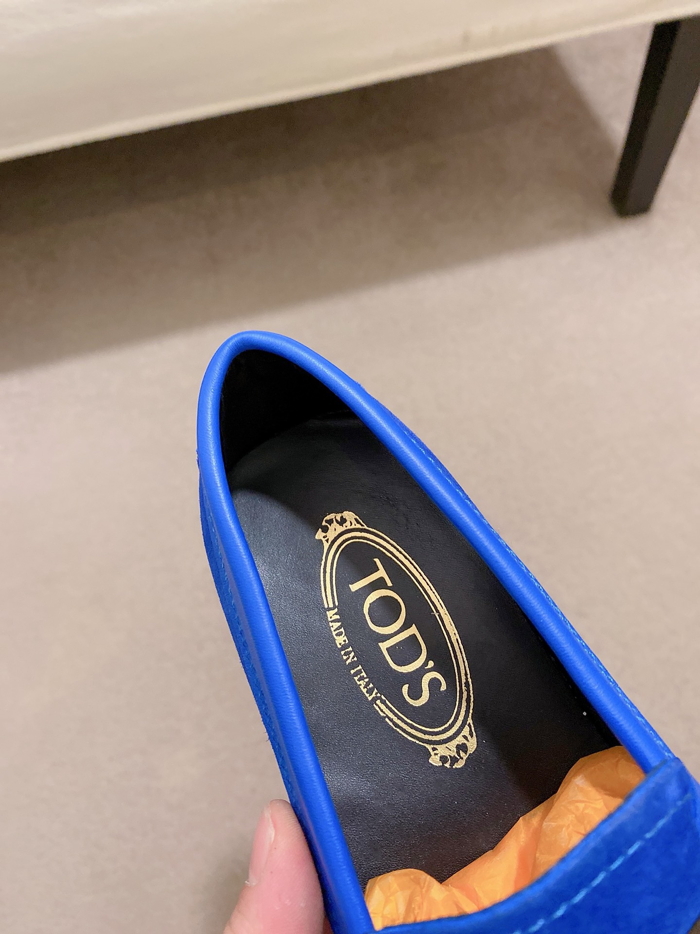 TOD'S Men's Blue Suede Driving Loafers with Gold Tone Hardware 8 i1746438242593 2616 0 6