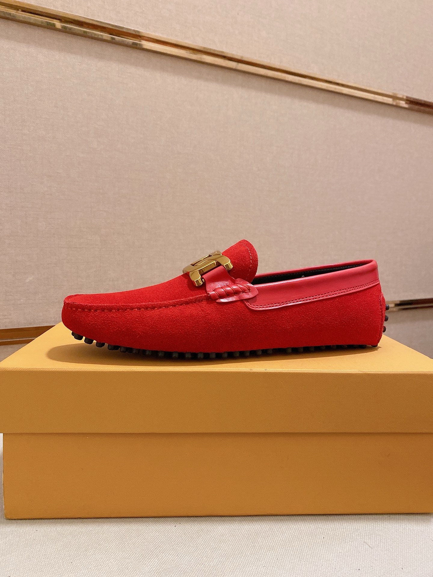 TOD'S Men's Red Suede Driving Shoes with Leather Lining - Sizes 38-44 1 TOD'S Men's Red Suede Driving Shoes with Leather Lining - Sizes 38-44