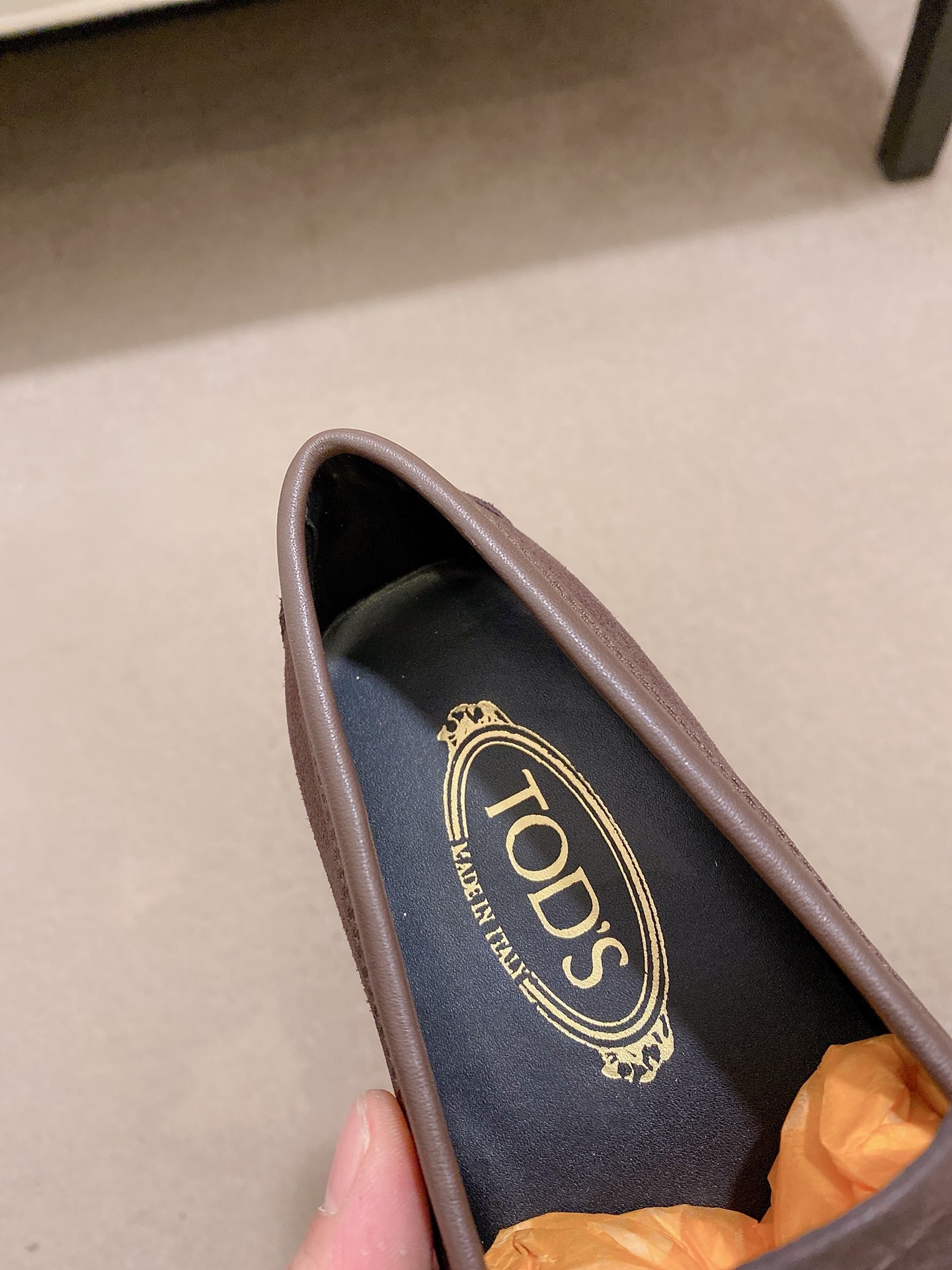TOD'S Men's Suede Driving Loafers, Comfortable and High-Quality 8 i1746438286876 2655 0 6