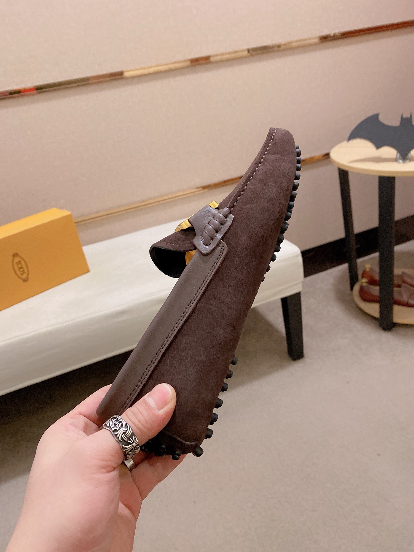 TOD'S Men's Suede Driving Loafers, Comfortable and High-Quality 6 i1746438286876 9403 0 4