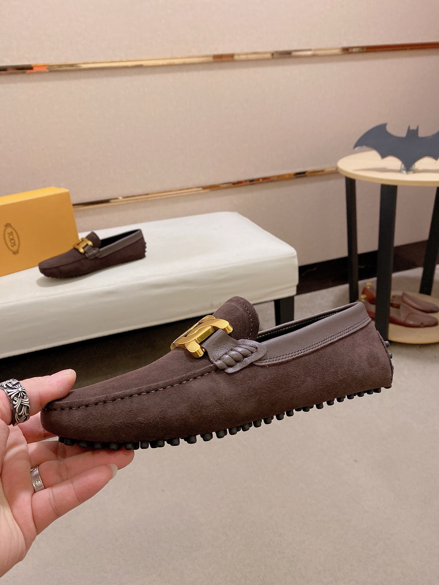 TOD'S Men's Suede Driving Loafers, Comfortable and High-Quality 4 i1746438286877 2801 0 2
