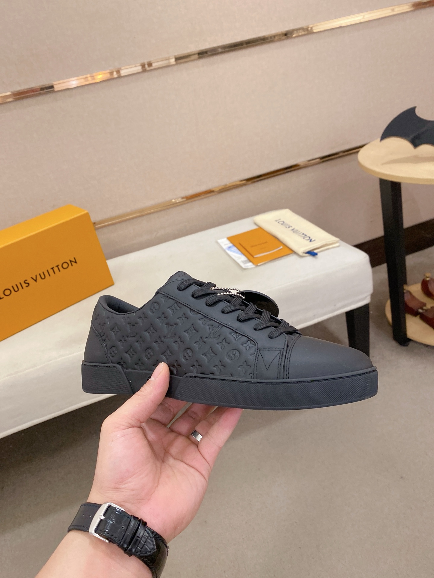 Louis Vuitton Men's Leather Sneaker Casual Shoes, Black, Size 38-44 5 i1746514779405 5634 0 3