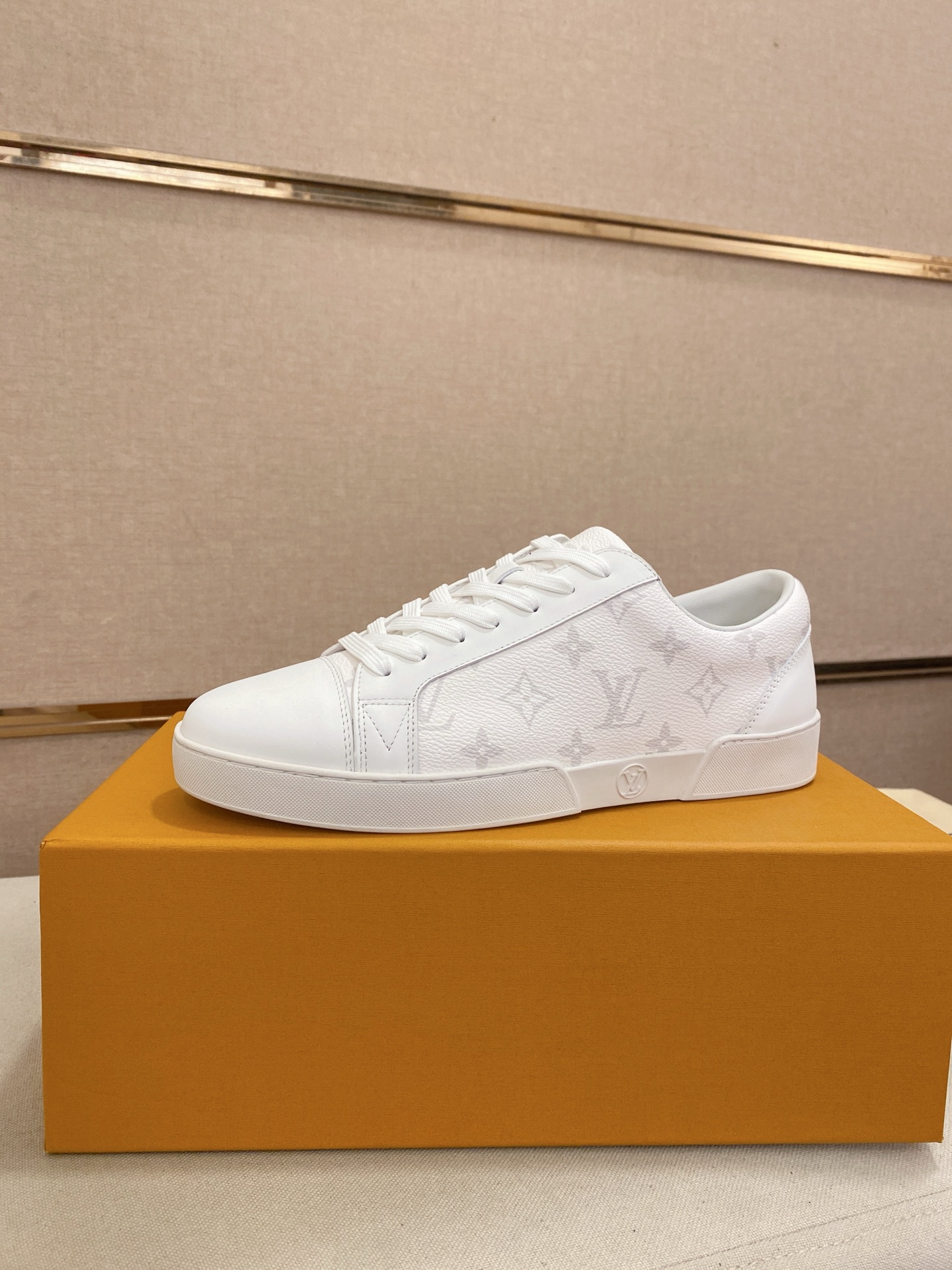Louis Vuitton Men's White Leather Casual Sneakers with Monogram Print 1 Louis Vuitton Men's White Leather Casual Sneakers with Monogram Print