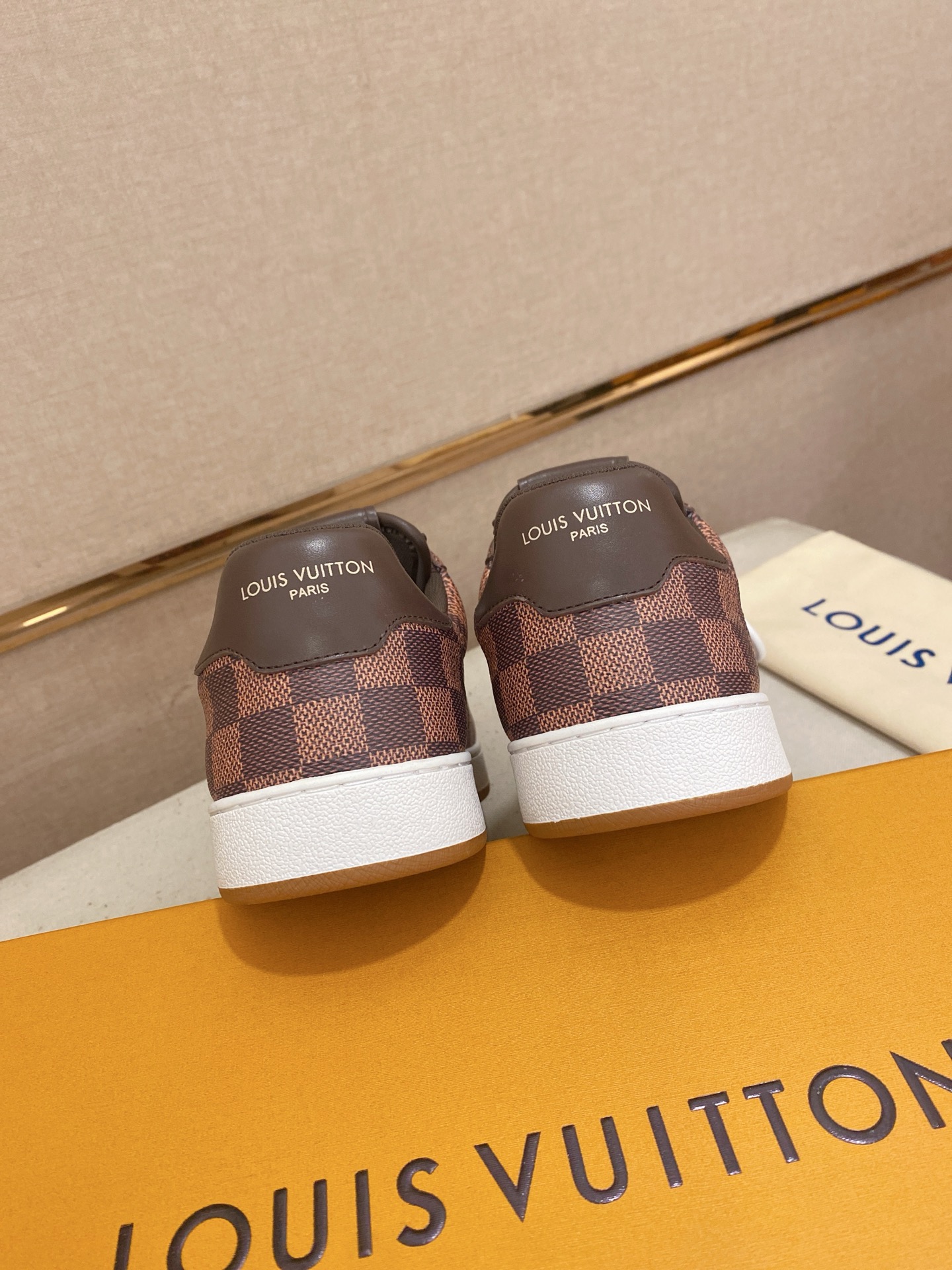 Louis Vuitton Men's Brown Leather Checkered Low-Top Sneakers, Size 38-44 9 i1746942753964 8837 0 7