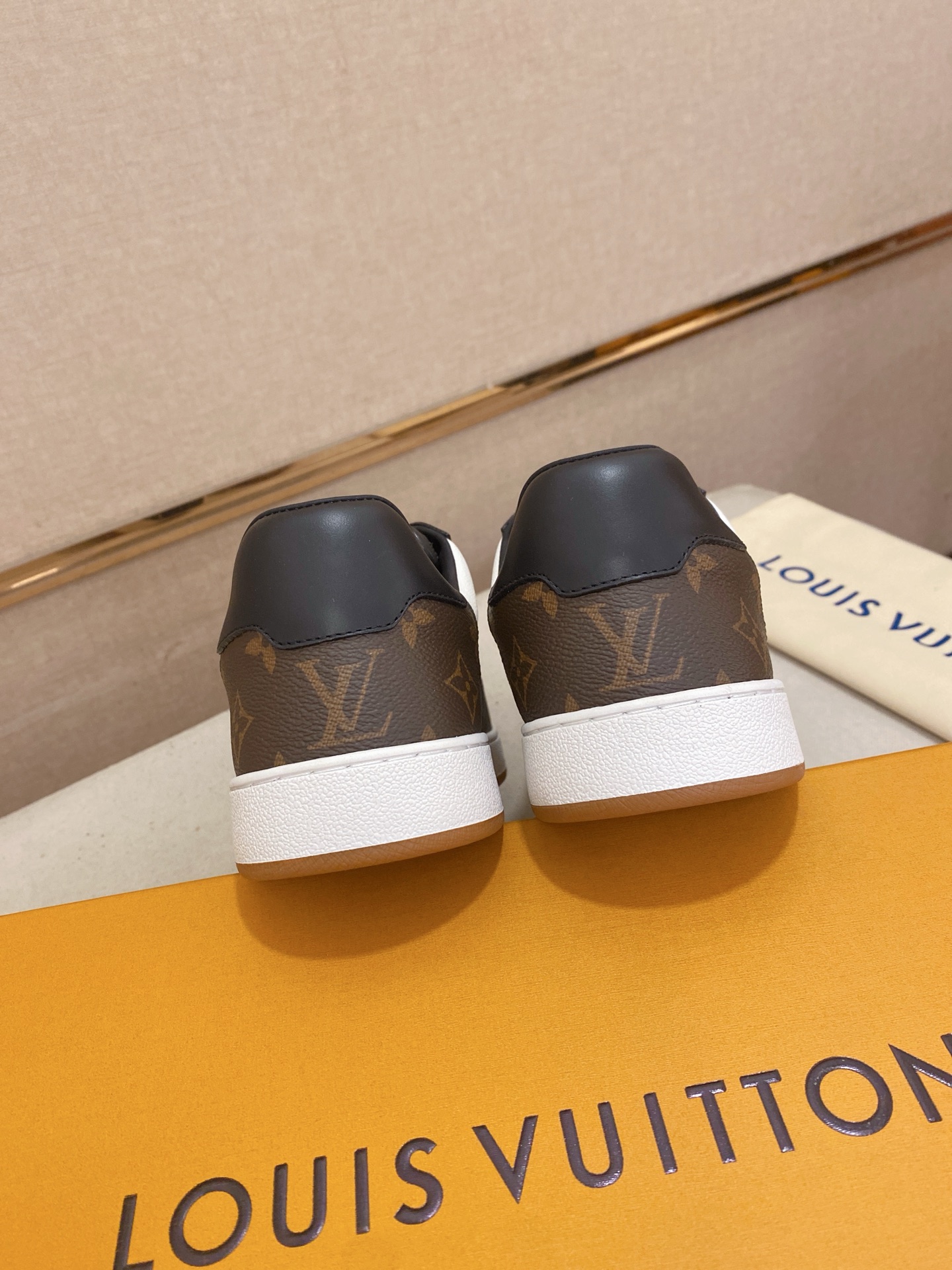 Louis Vuitton Men's Leather Monogram Sneakers: Stylish & Comfortable 9 i1746943169849 8270 0 8