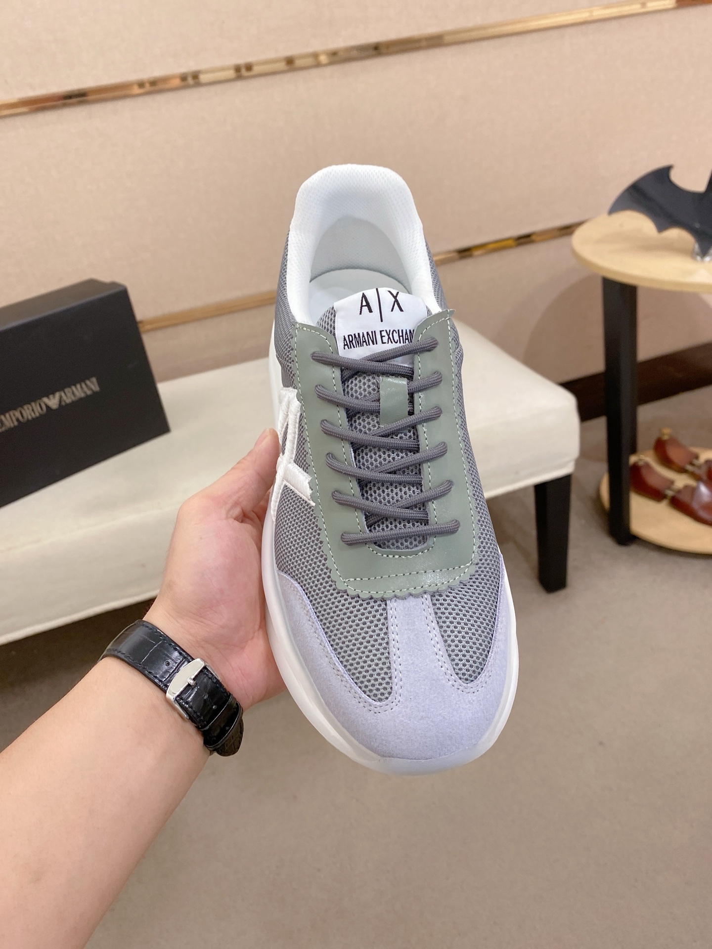 Factory precio 251 armani (Armani) nuevo contador de venta sincrónica, la parte superior importada i