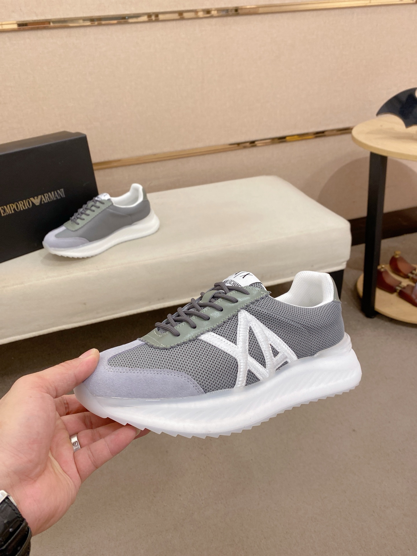 Factory precio 251 armani (Armani) nuevo contador de venta sincrónica, la parte superior importada i