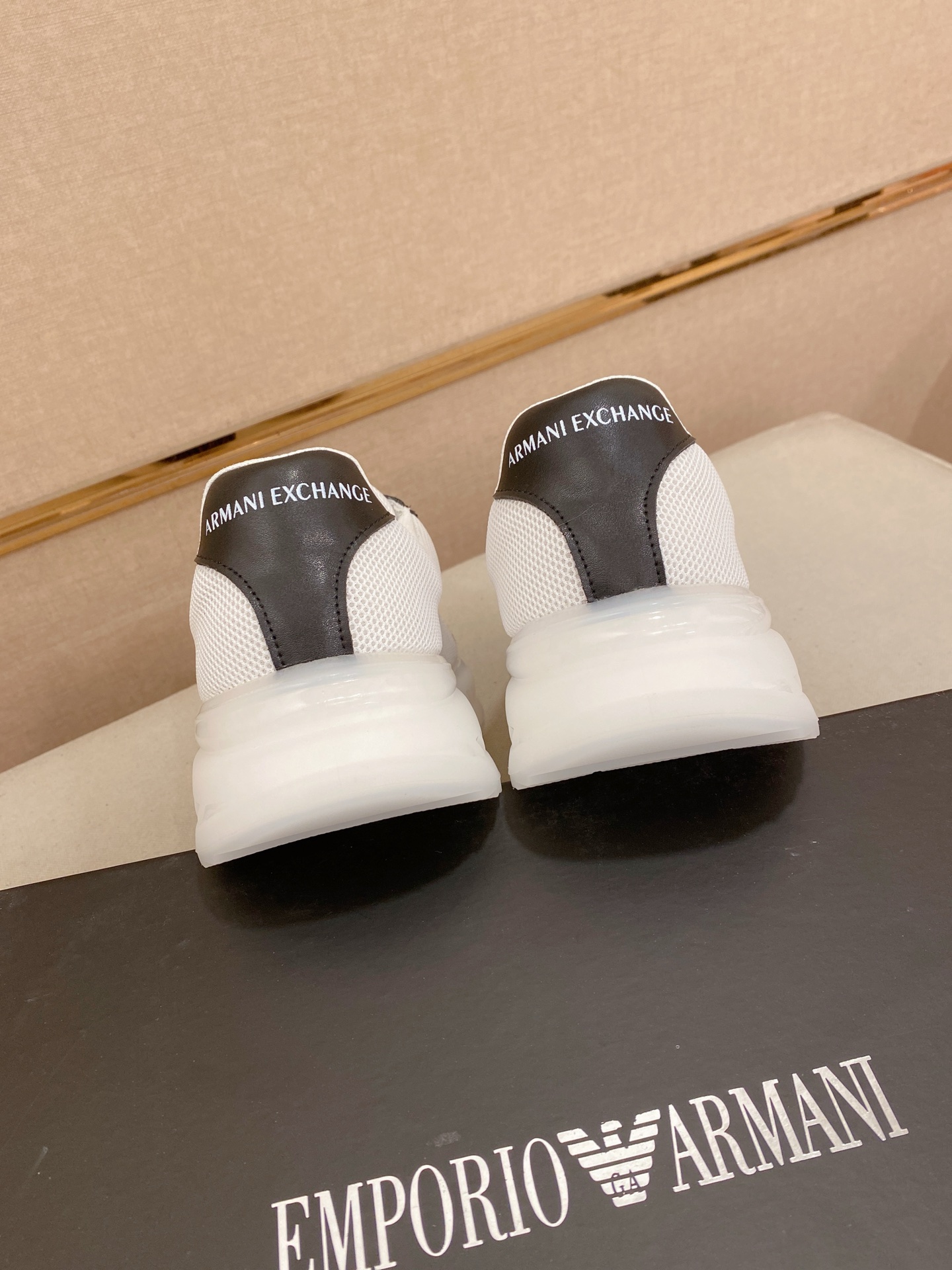 Factory precio 251 armani (Armani) nuevo contador de venta sincrónica, la parte superior importada i
