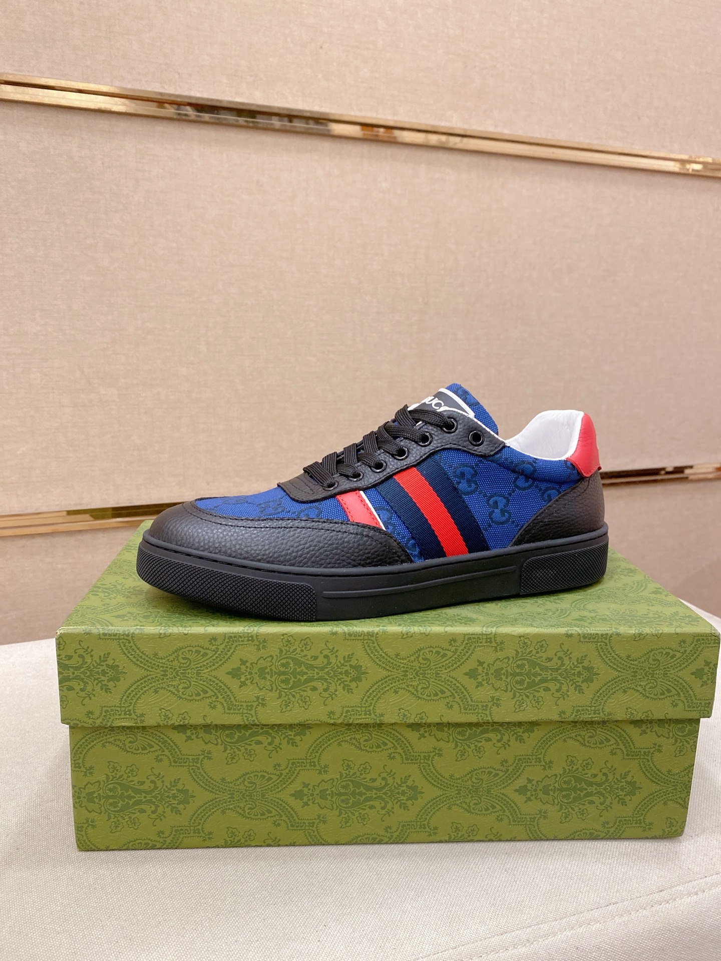 Gucci Baskets Homme en Cuir et Toile avec Détails de la Maison, Taille 38-44