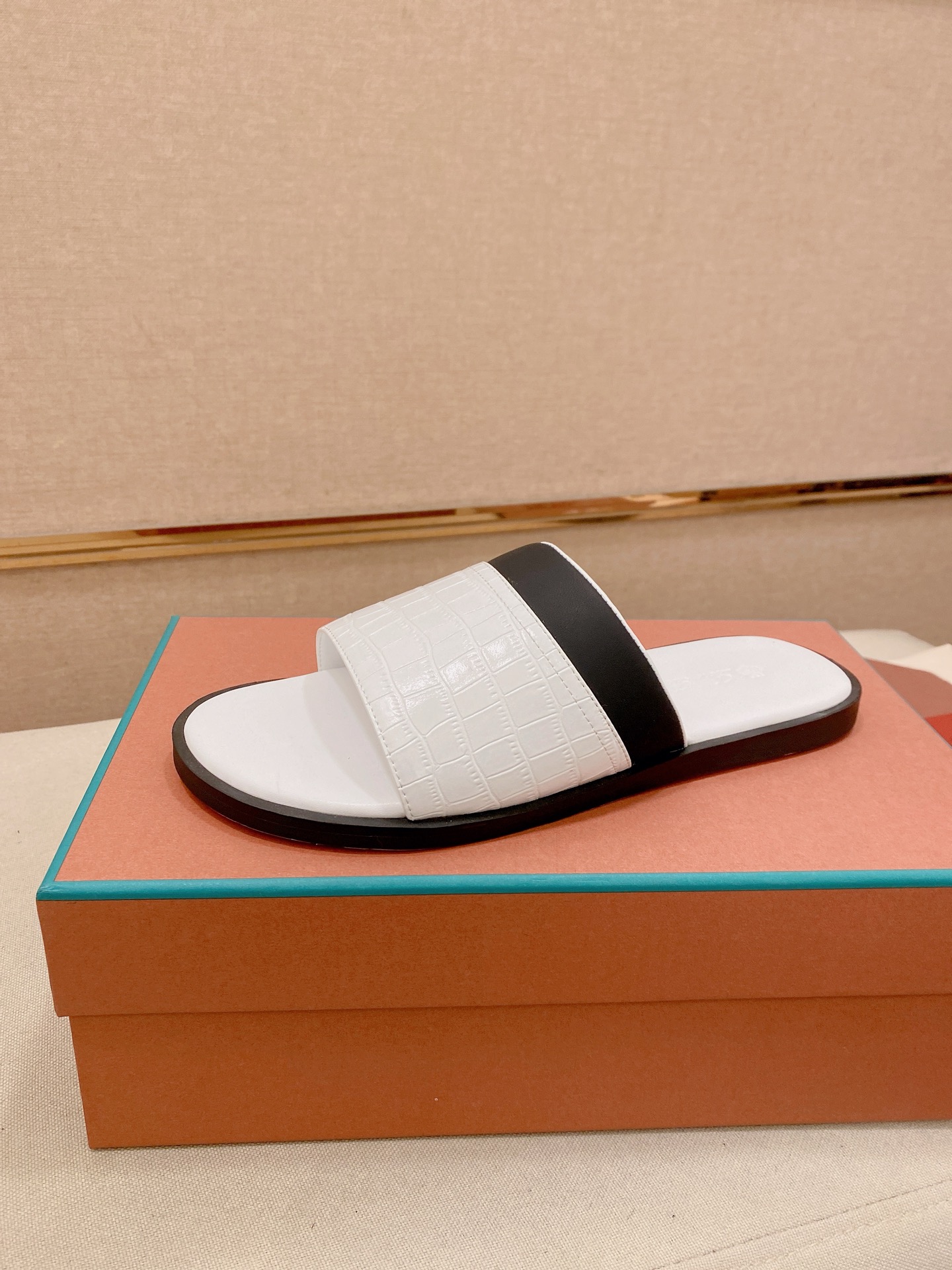 Loro Piana(男) Style Leather Men's Shoes Lookbook Reference image 1