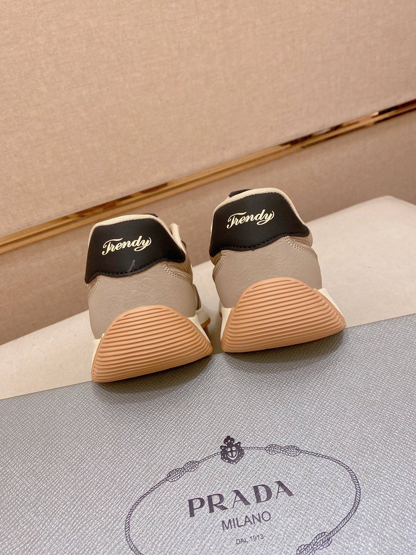 Prada Style Leather Men's Shoes Men's Shoes Men's Shoes detail image 8 from source 767212
