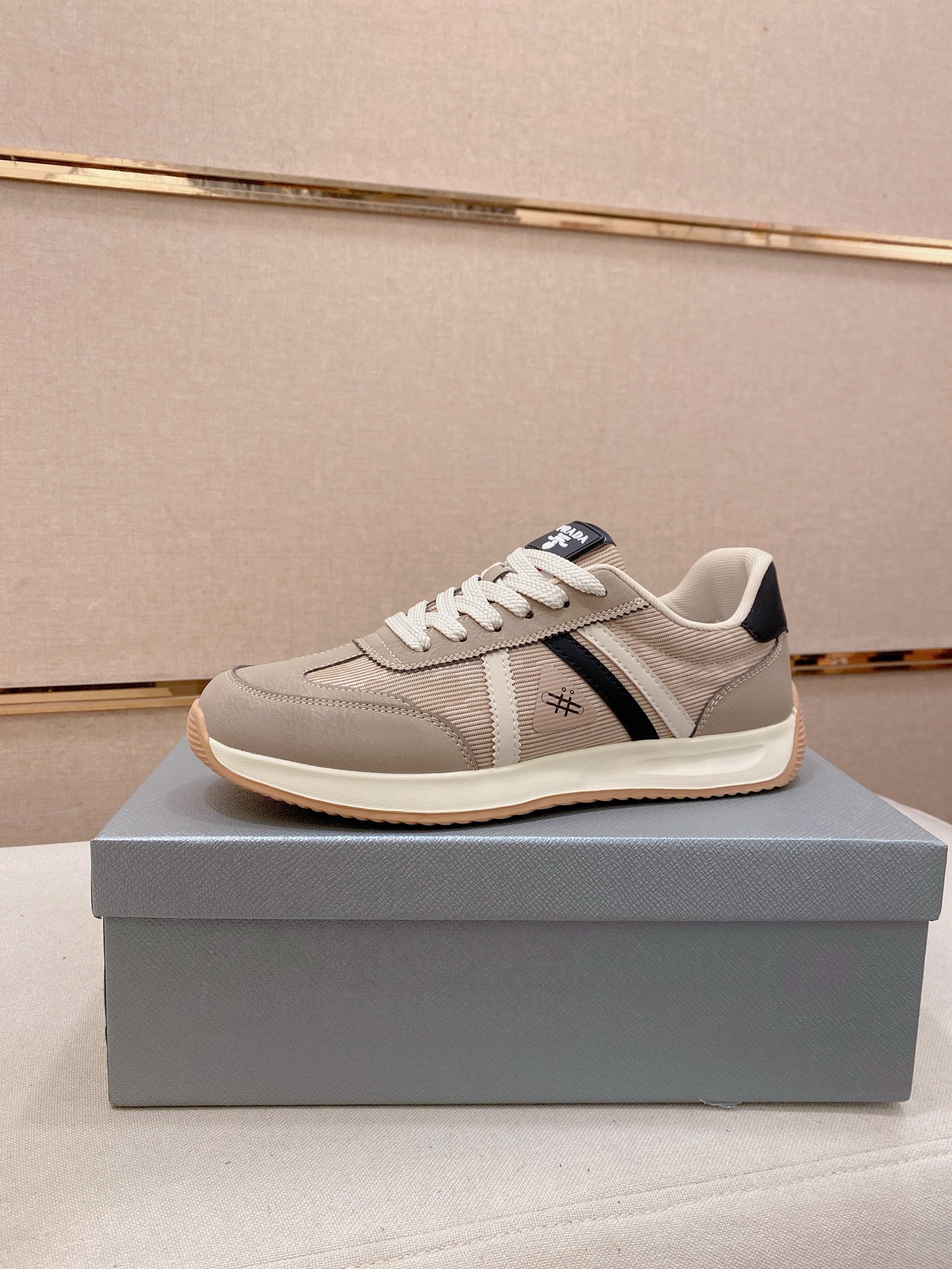Prada Style Leather Men's Shoes Lookbook Reference image 1