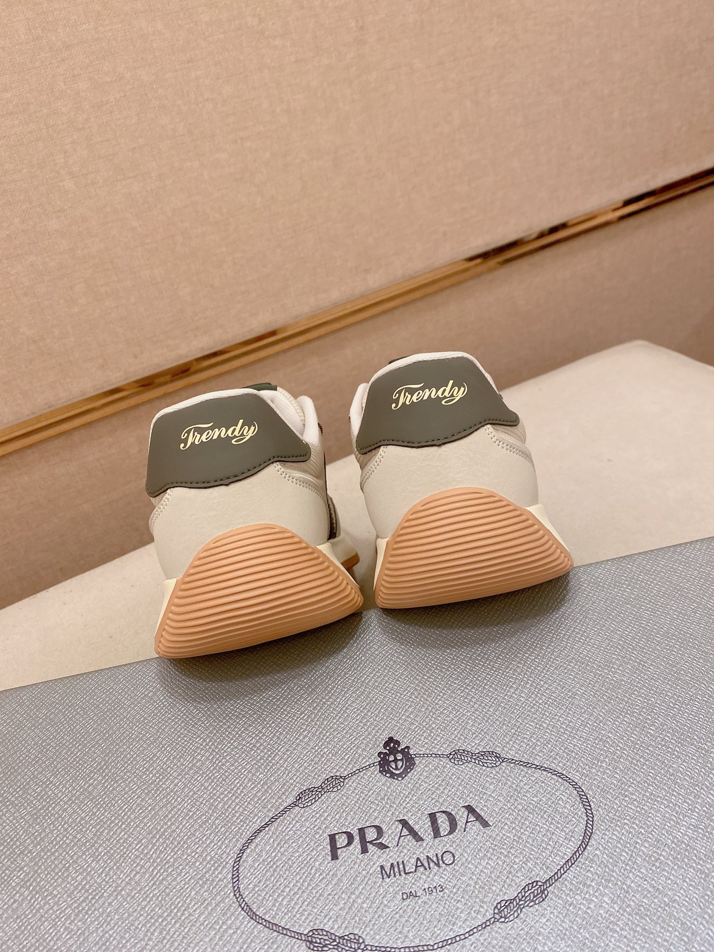 Prada Style Leather Men's Shoes Men's Shoes Men's Shoes detail image 8 from source 767213