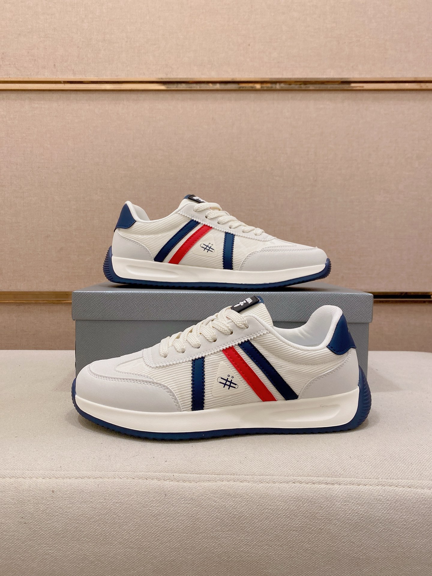 Prada Style Leather Men's Shoes Men's Shoes Men's Shoes detail image 7 from source 767214