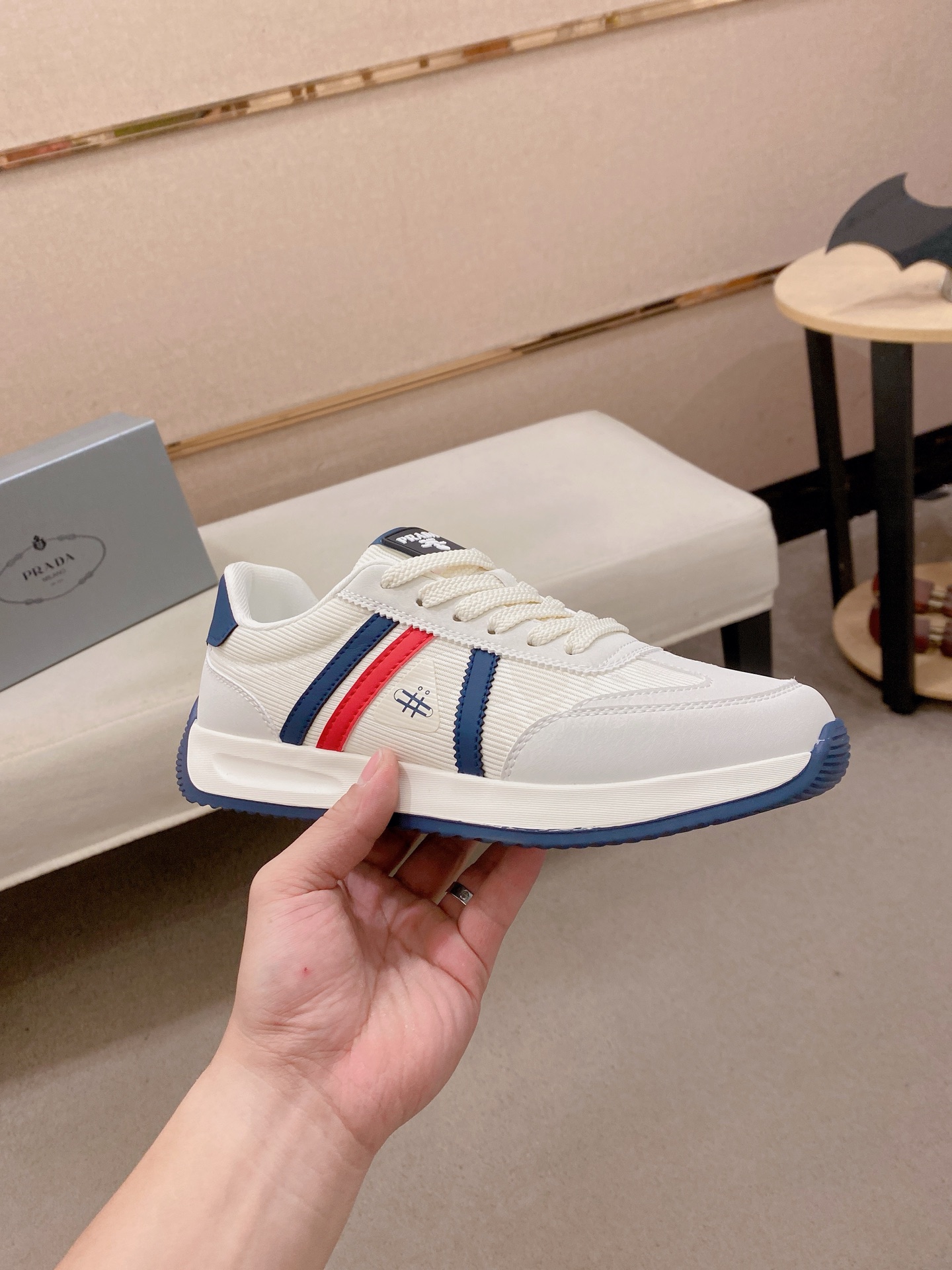 Prada Style Leather Men's Shoes Men's Shoes Men's Shoes detail image 4 from source 767214
