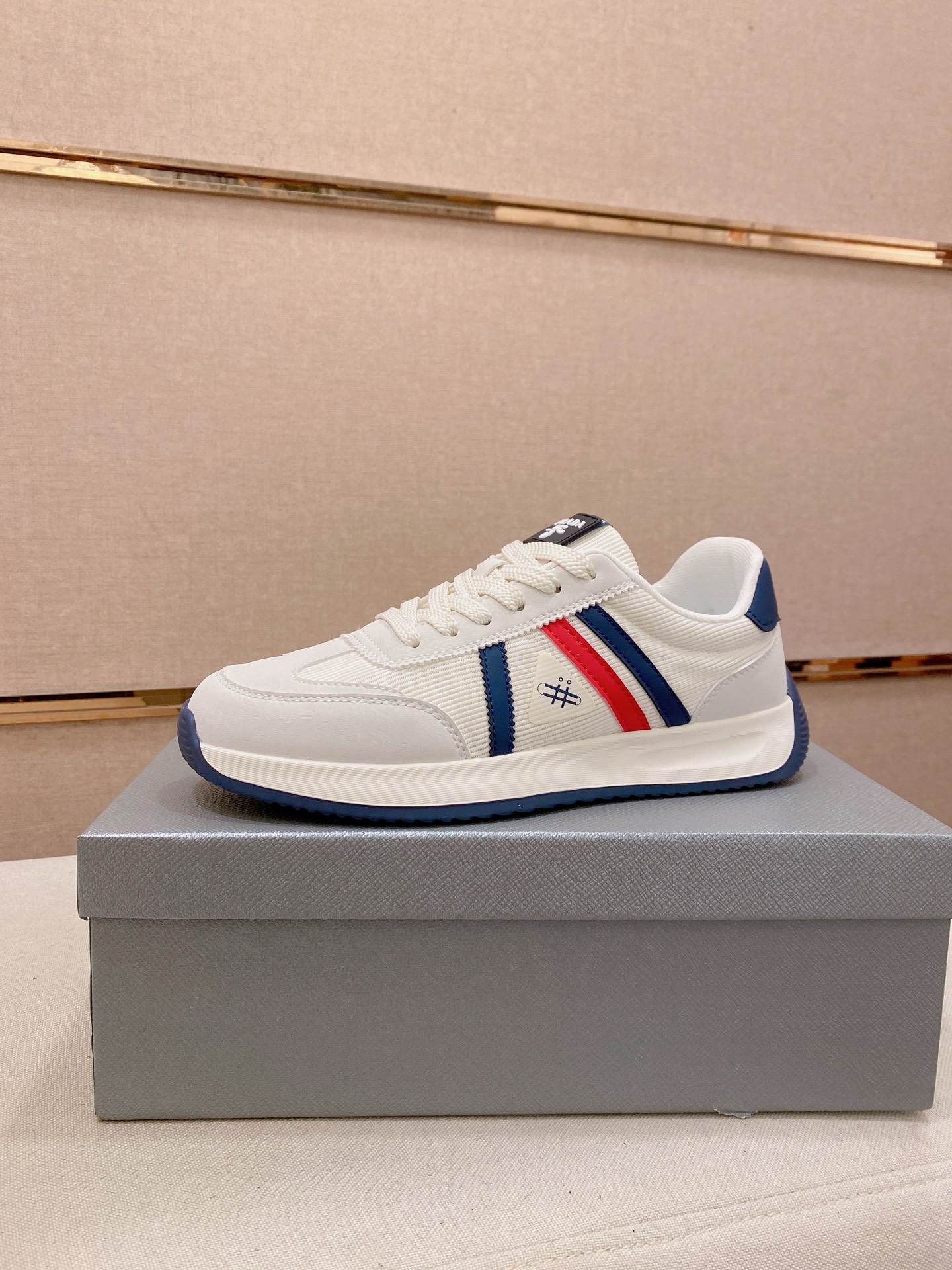 Prada Style Leather Men's Shoes Lookbook Reference image 1