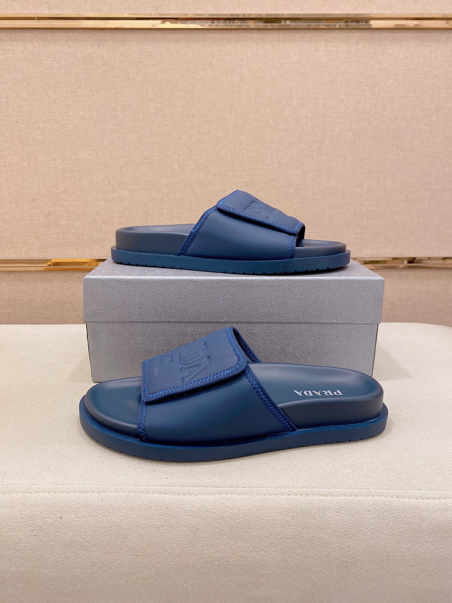 Prada Style Leather Men's Shoes Men's Shoes Men's Shoes detail image 8 from source 767217