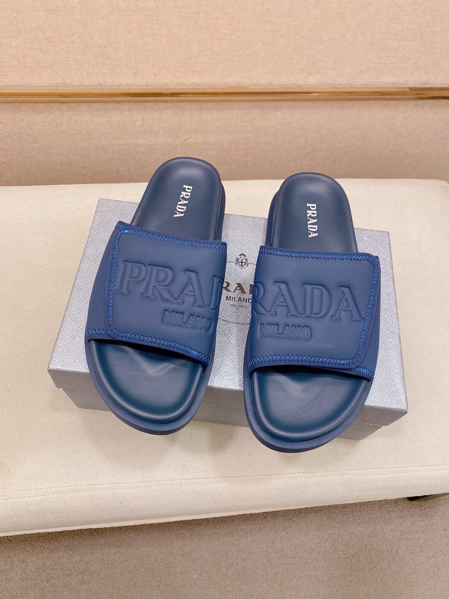 Prada Style Leather Men's Shoes Men's Shoes Men's Shoes detail image 7 from source 767217