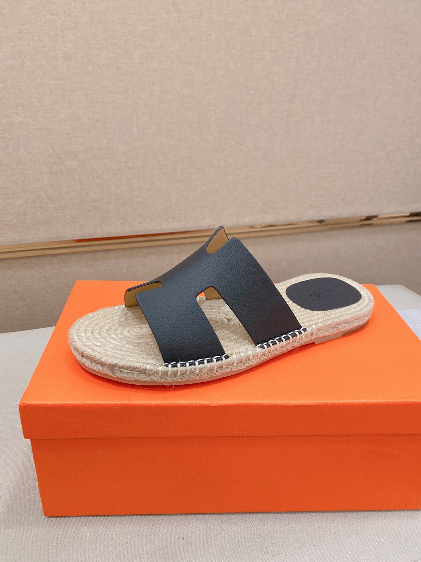 Hermes Style Leather Men's Shoes Lookbook Reference image 1