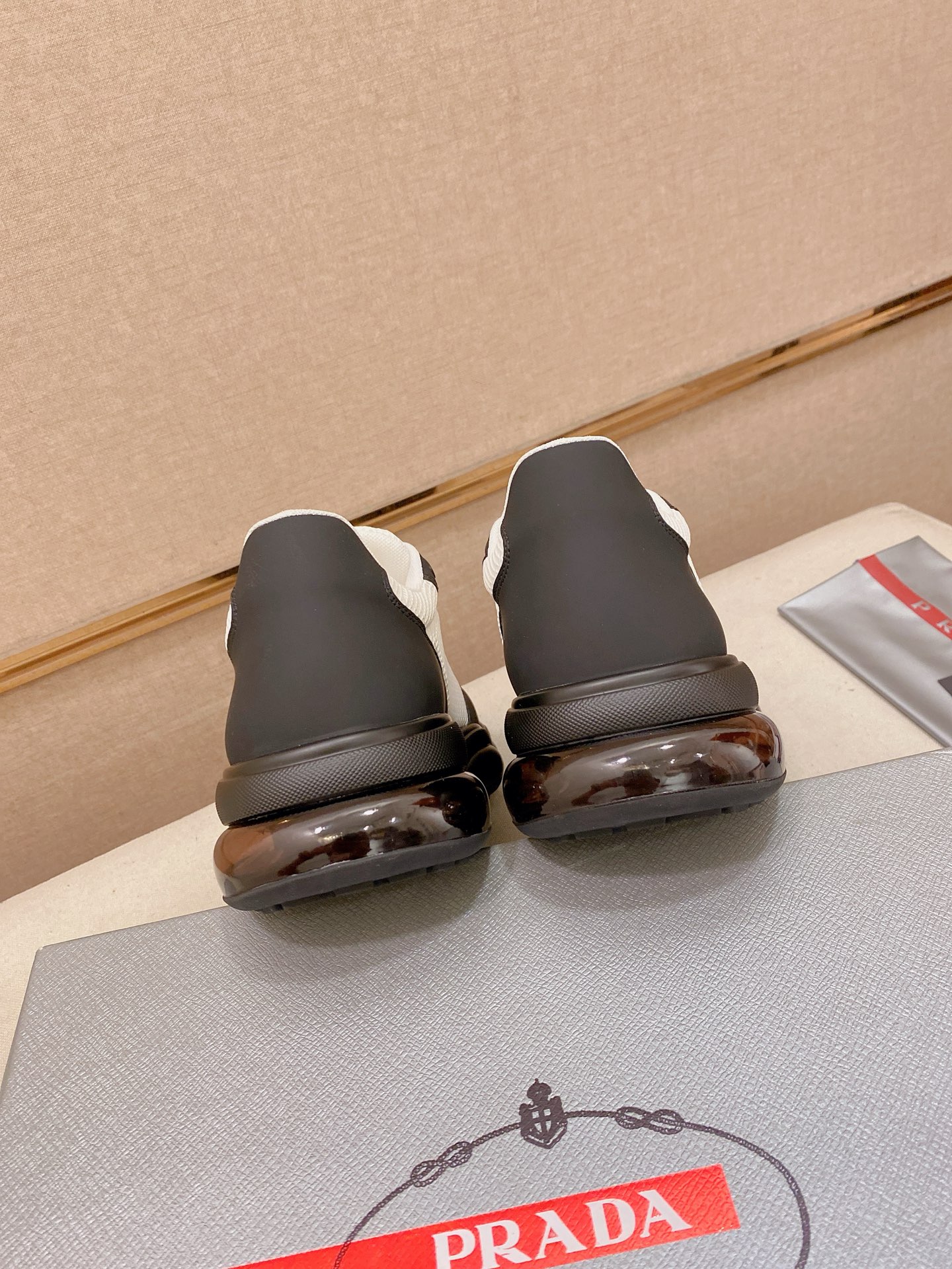 Prada Style Leather Men's Shoes style reference detail image 8 from source 767239