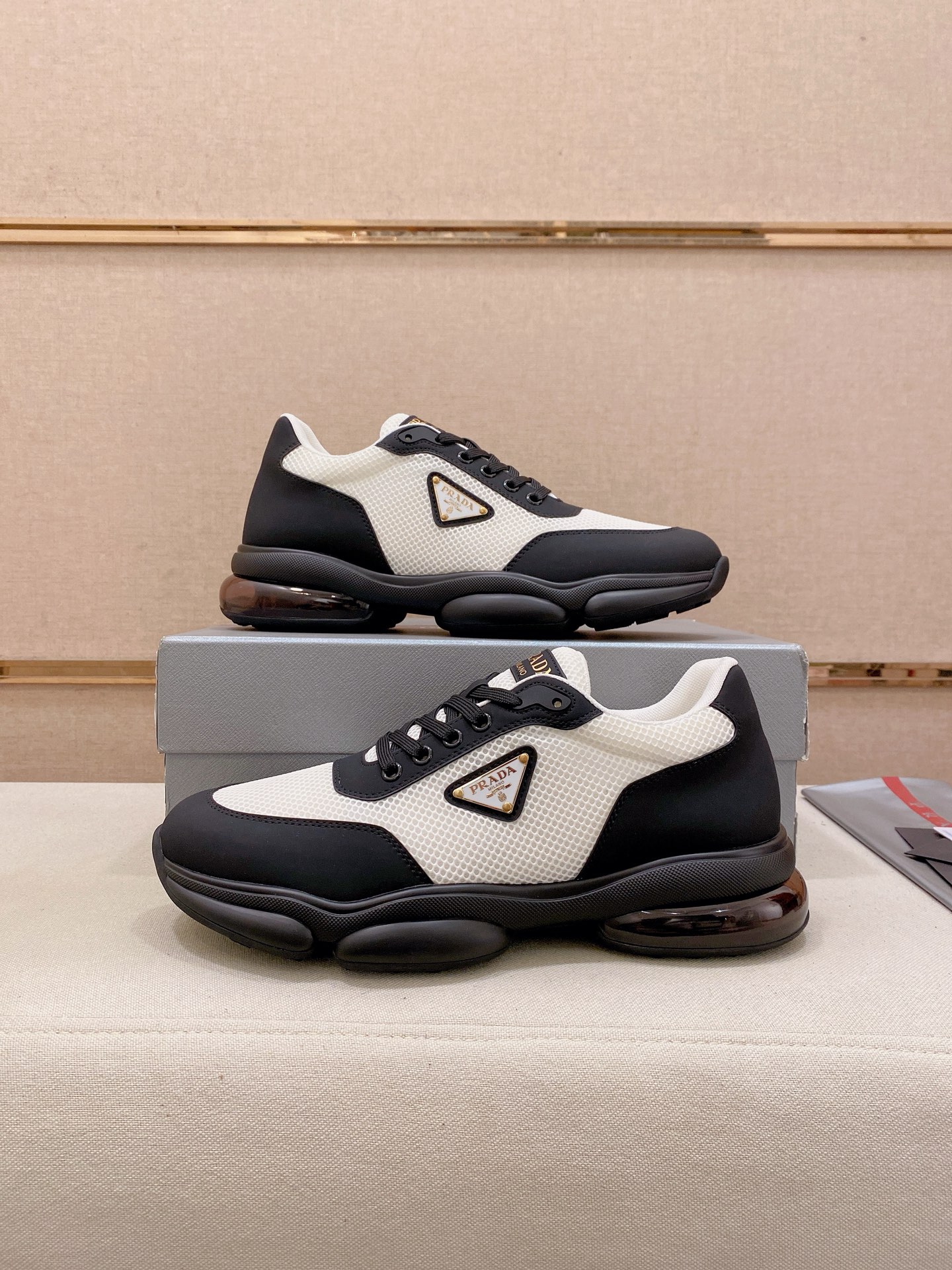 Prada Style Leather Men's Shoes style reference detail image 7 from source 767239