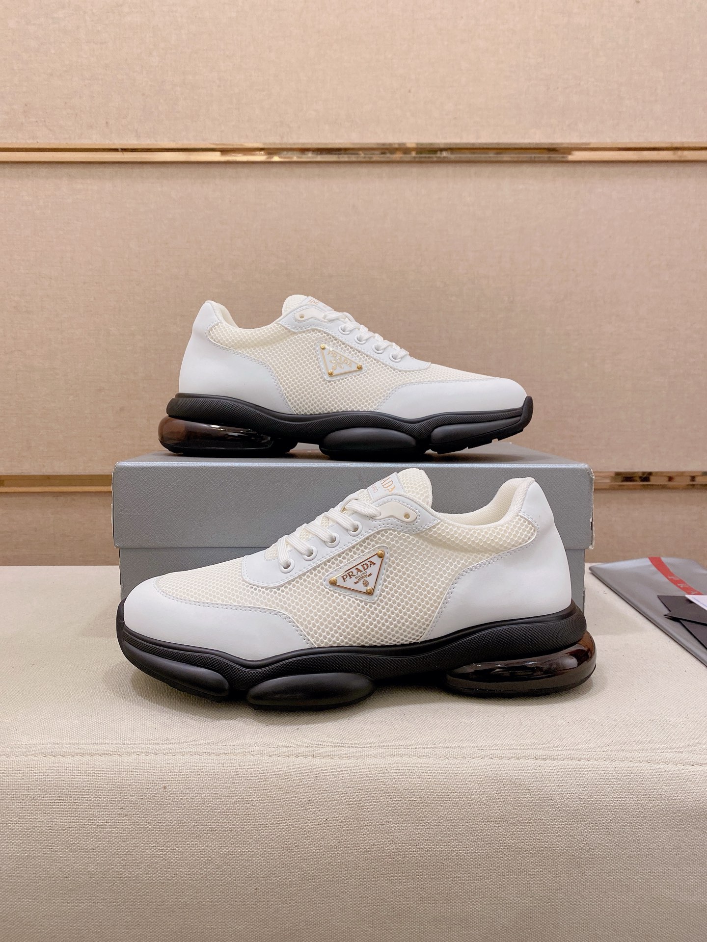 Prada Style Leather Men's Shoes style reference detail image 7 from source 767240