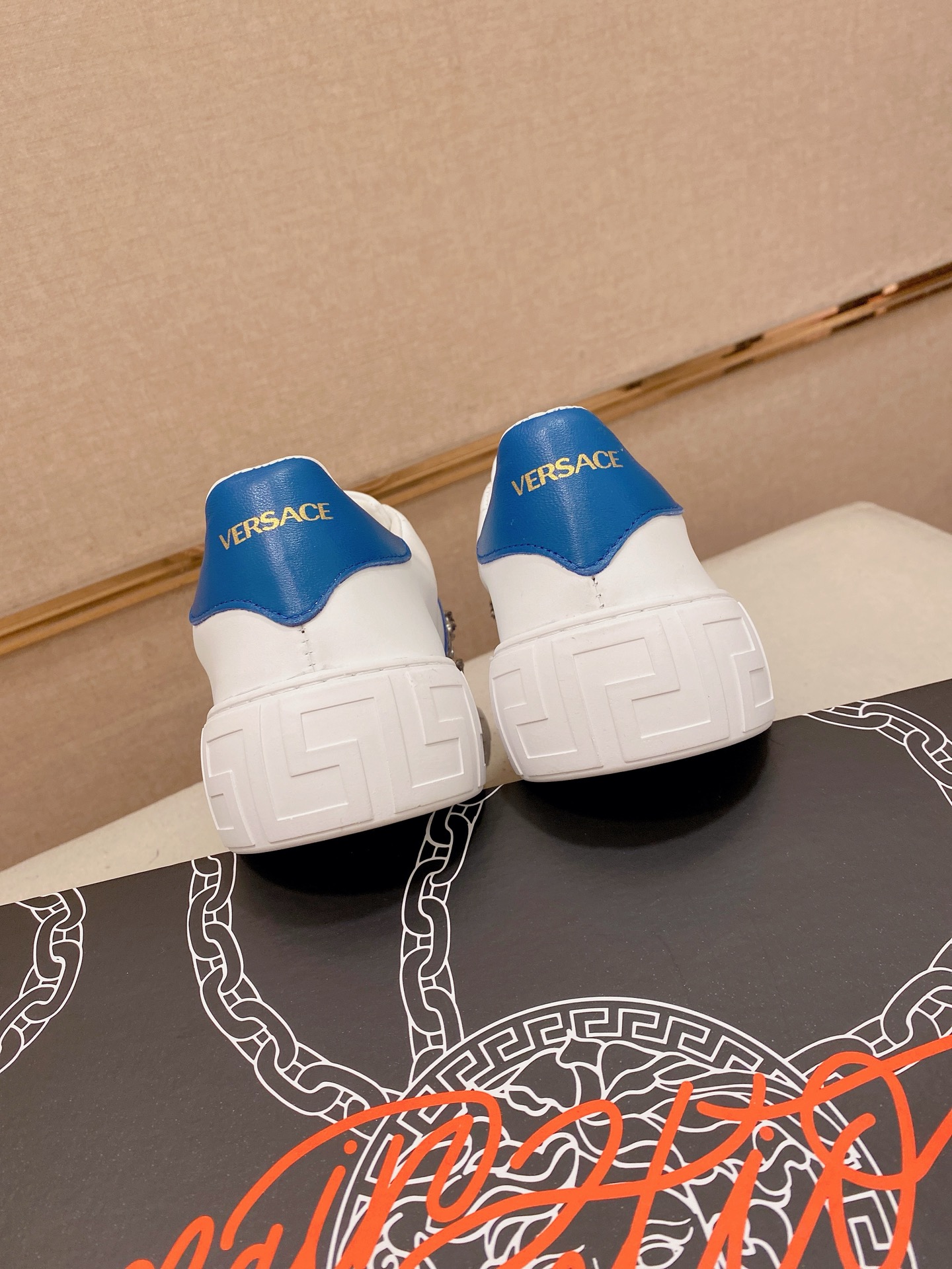 Versace Style Leather Men's Shoes style reference detail image 8 from source 781457