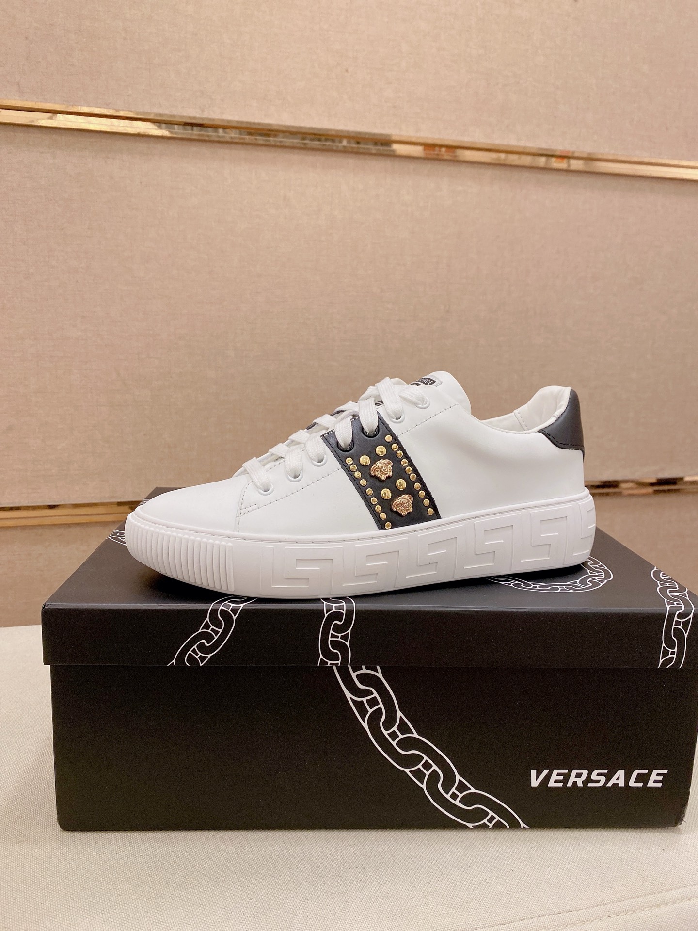 Versace Style Leather Men's Shoes style reference detail image 1 from source 781458