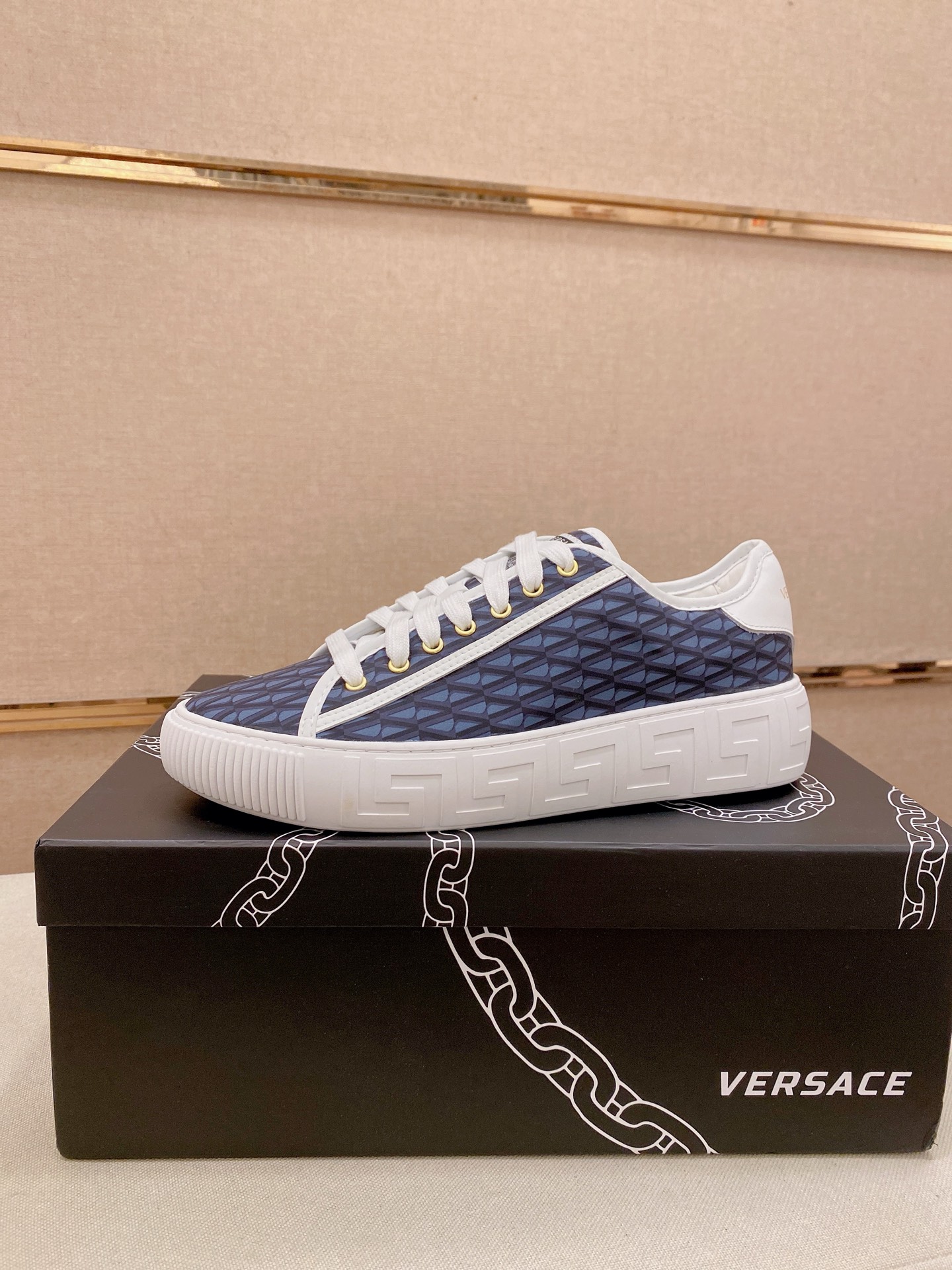 Versace Style Leather Men's Shoes style reference detail image 1 from source 781459