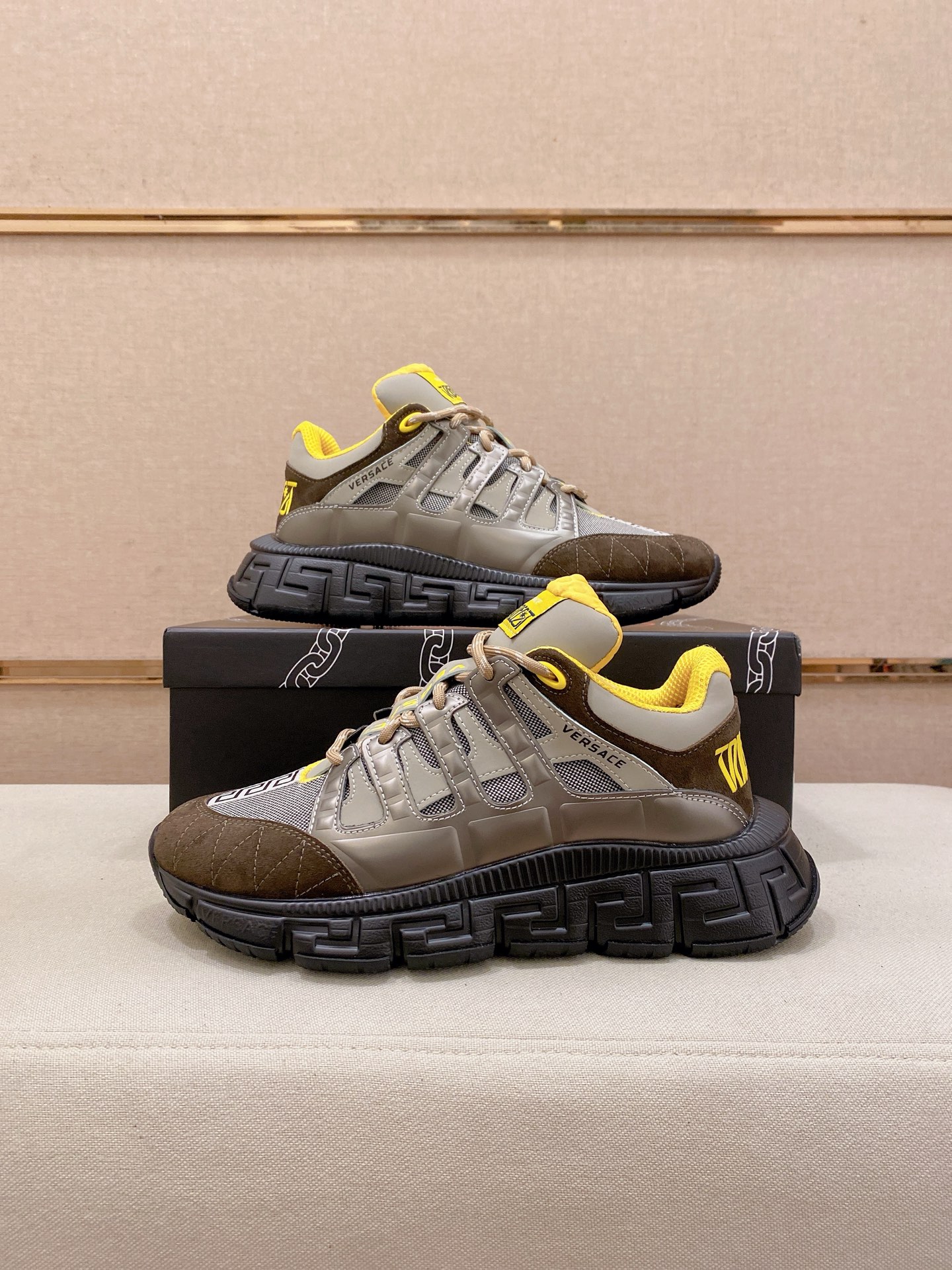 Versace Style Leather Men's Shoes style reference detail image 7 from source 781466