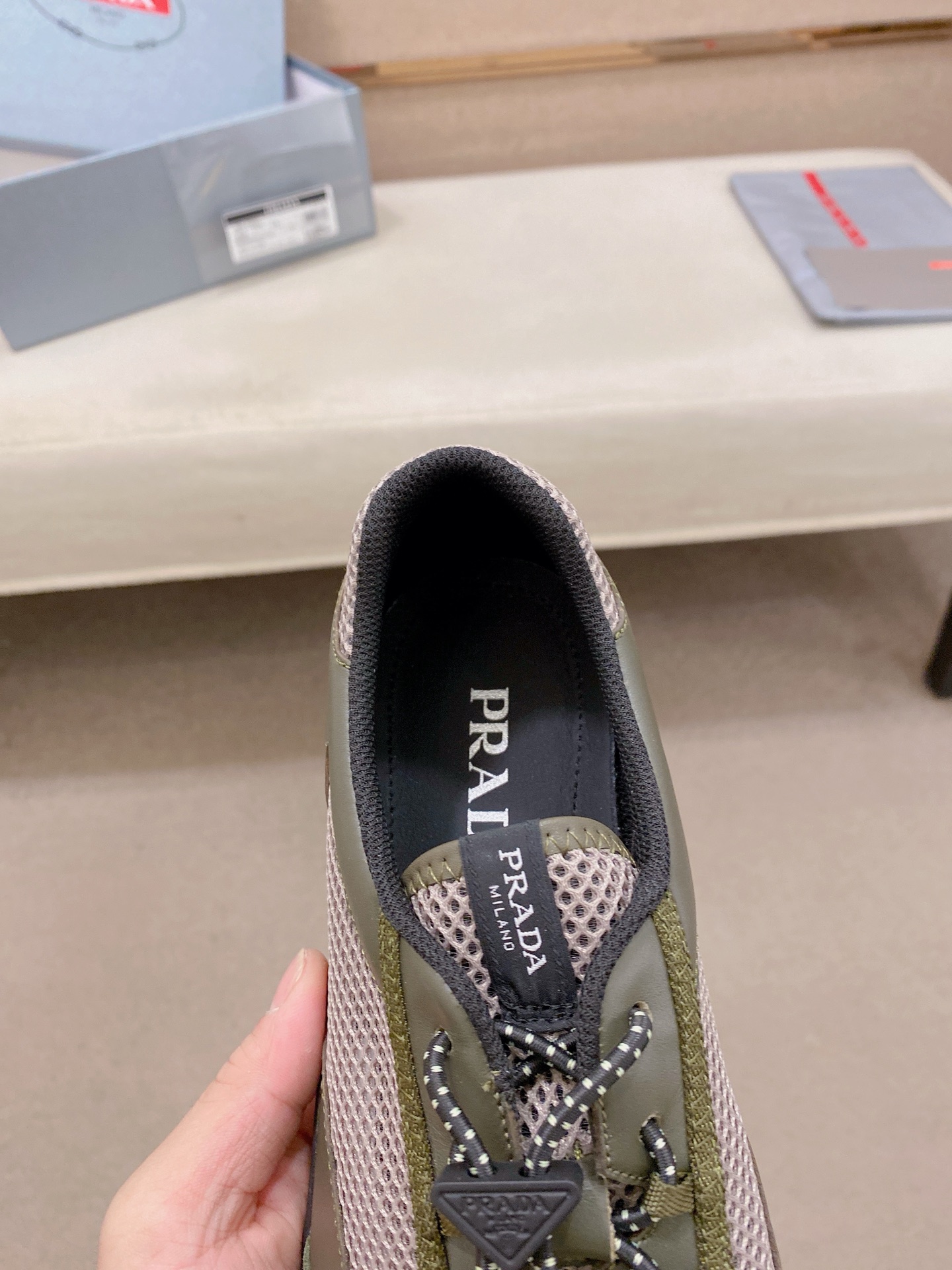 Prada Style Leather Men's Shoes style reference detail image 6 from source 781963