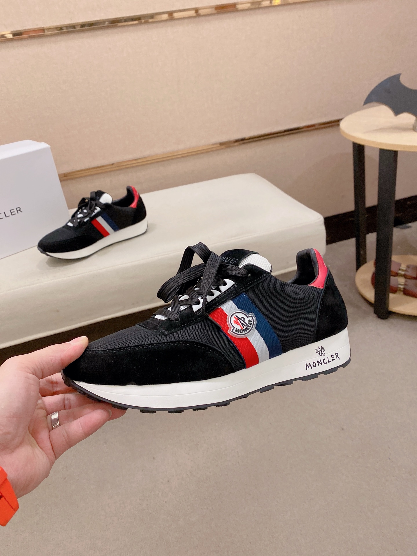 Moncler Style Leather Men's Shoes Men's Shoes Men's Shoes detail image 3 from source 783270