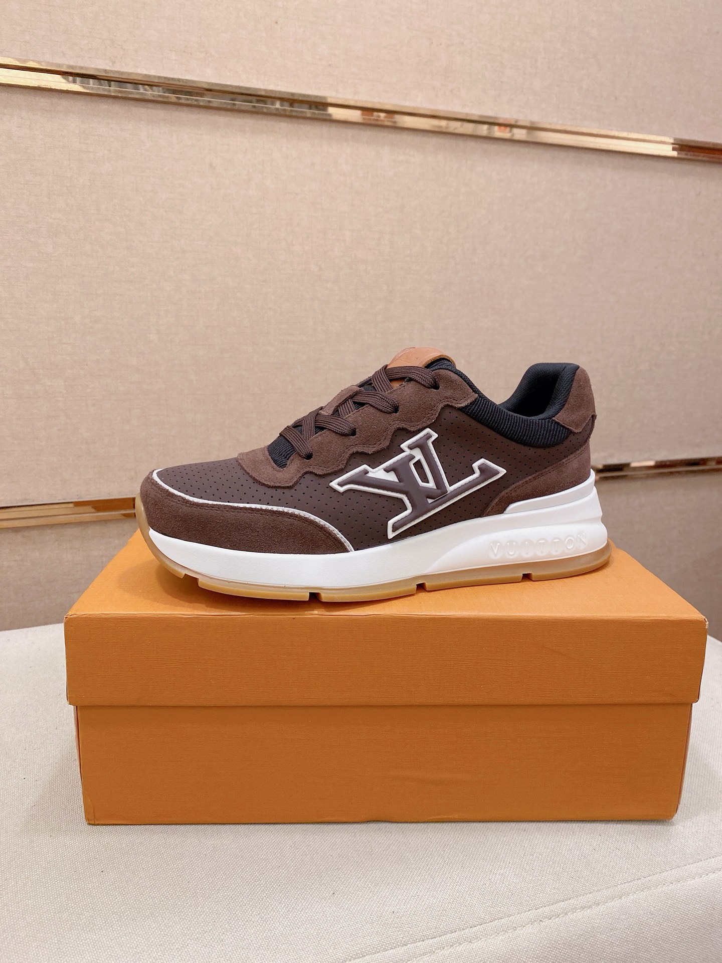LV Style Leather Men's Shoes Lookbook Reference image 1