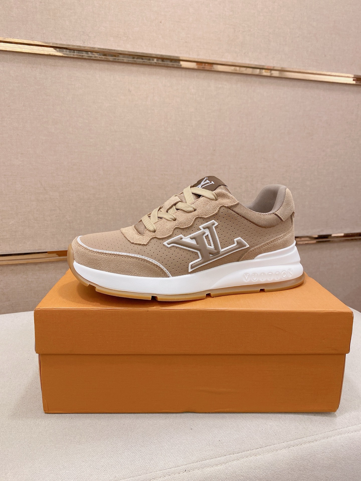 LV Style Leather Men's Shoes Lookbook Reference image 1