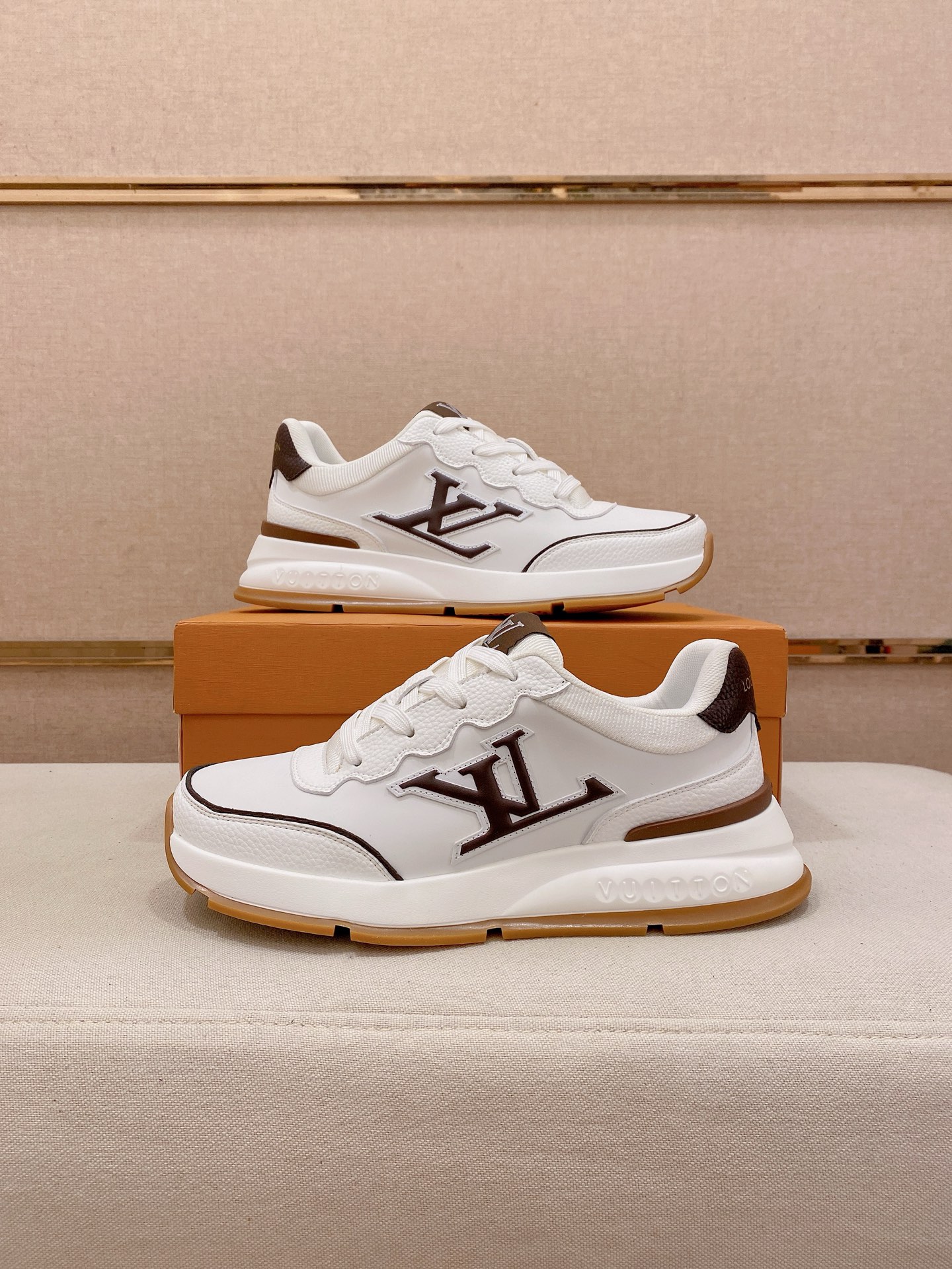 LV Style Leather Men's Shoes style reference detail image 7 from source 780821