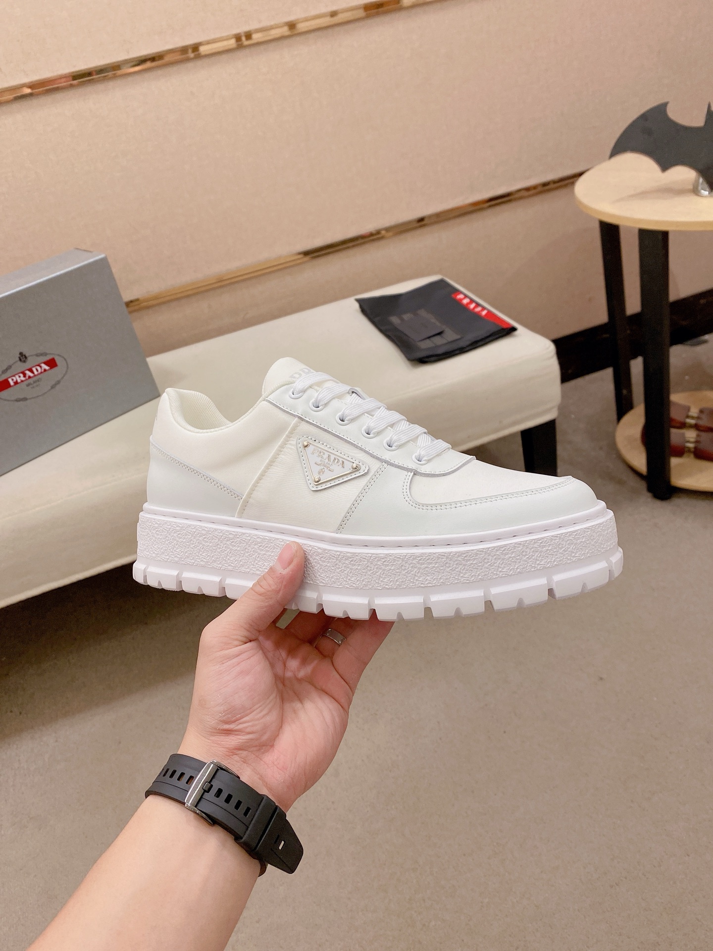 Prada Style Leather Women's Shoes style reference detail image 4 from source 774927