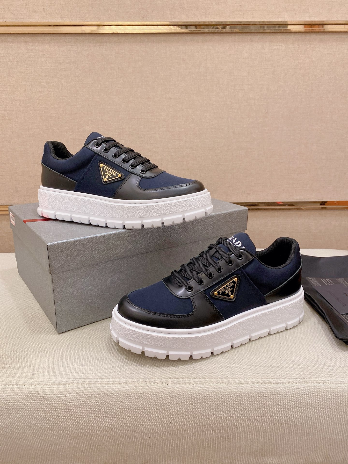 Prada Style Leather Women's Shoes style reference detail image 7 from source 774928