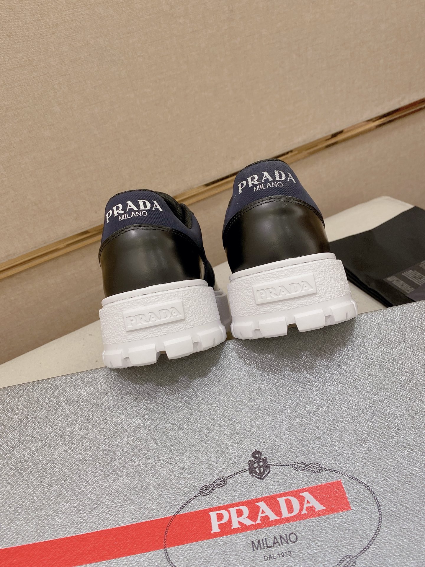 Prada Style Leather Women's Shoes style reference detail image 8 from source 774928