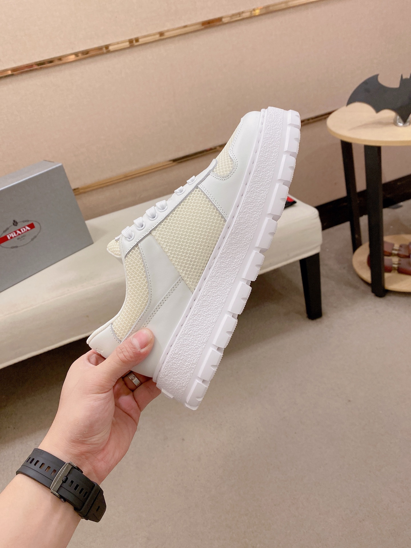 Prada Style Leather Women's Shoes style reference detail image 5 from source 774930