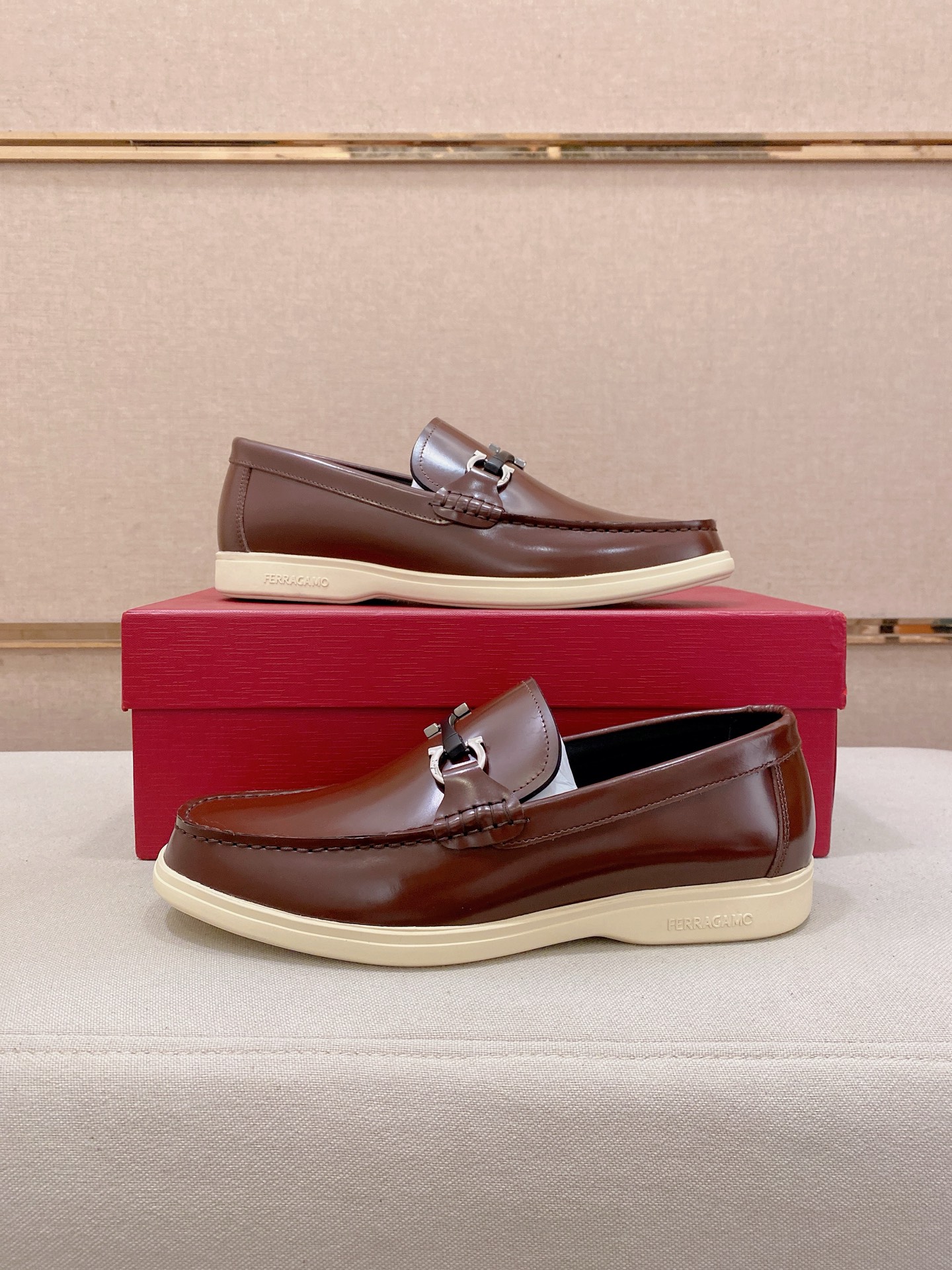 Ferragamo Style Leather Men's Shoes Men's Shoes Men's Shoes detail image 8 from source 783467