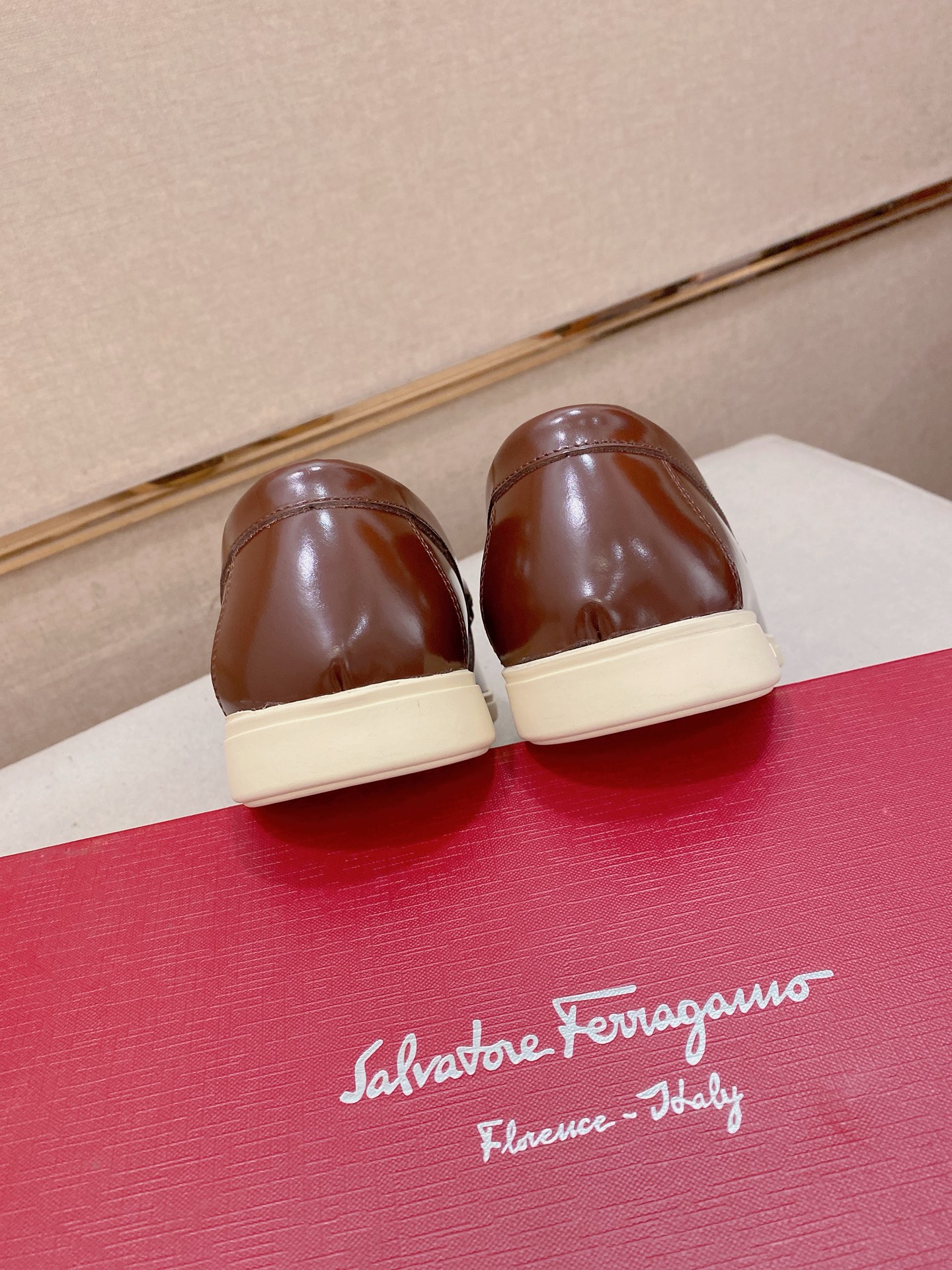 Ferragamo Style Leather Men's Shoes Men's Shoes Men's Shoes detail image 9 from source 783467