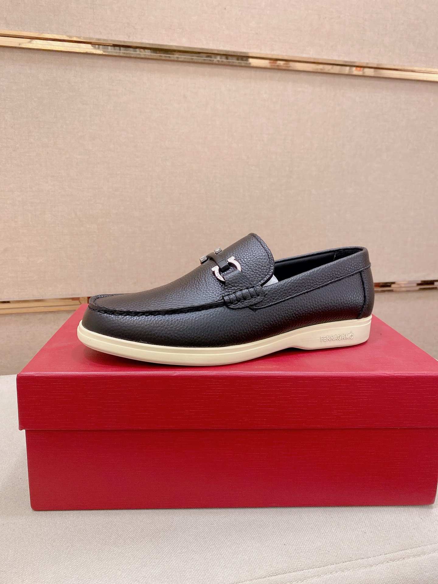 Ferragamo Style Leather Men's Shoes Lookbook Reference image 1
