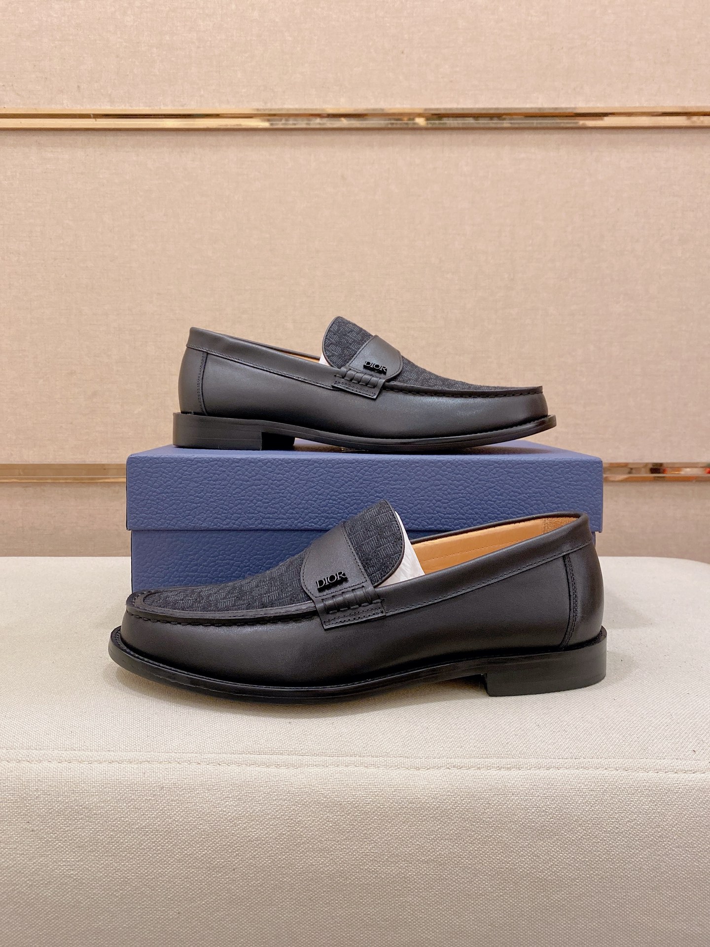Dior Style Leather Men's Shoes style reference detail image 8 from source 782379